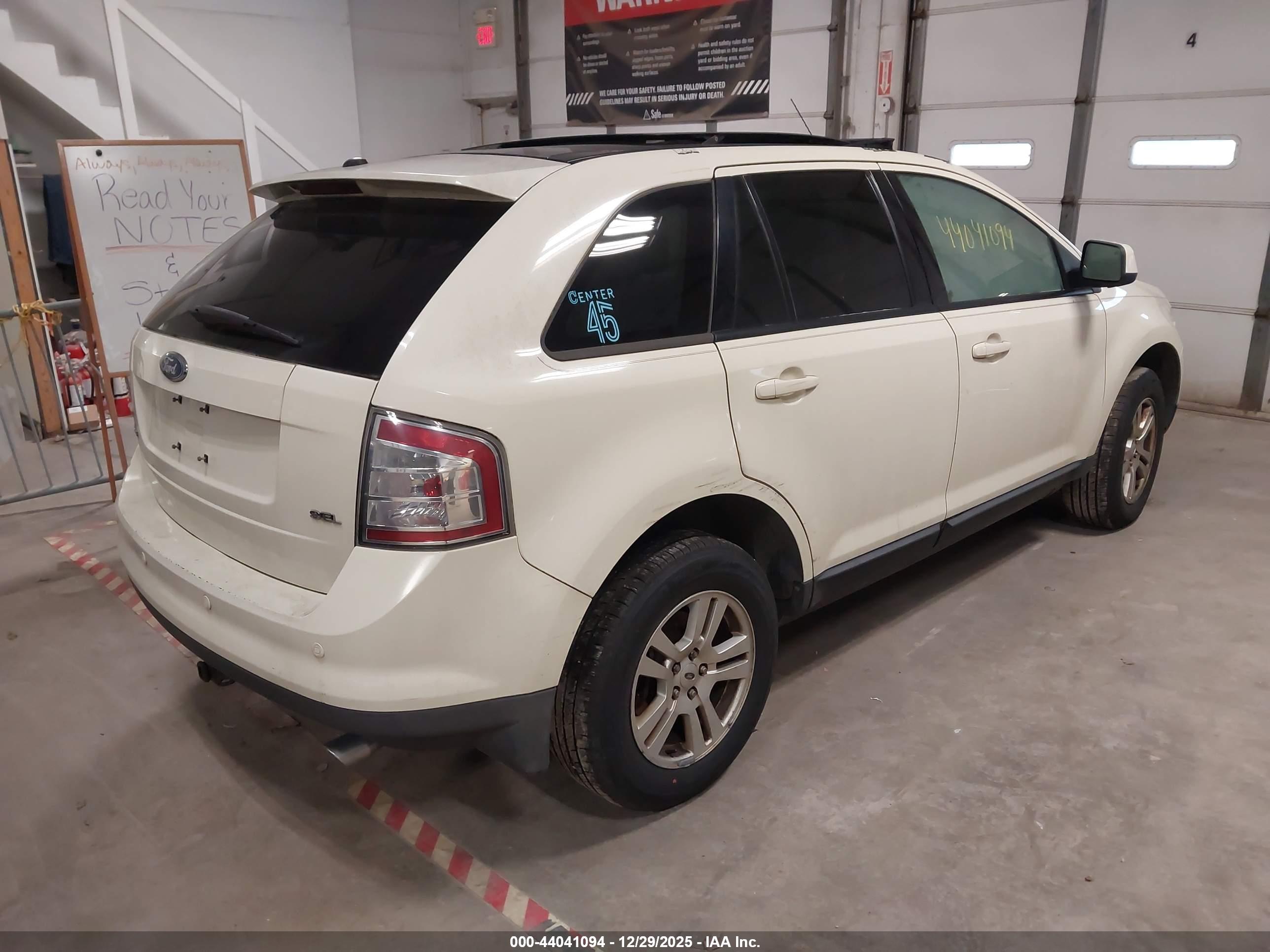 FORD EDGE image 4