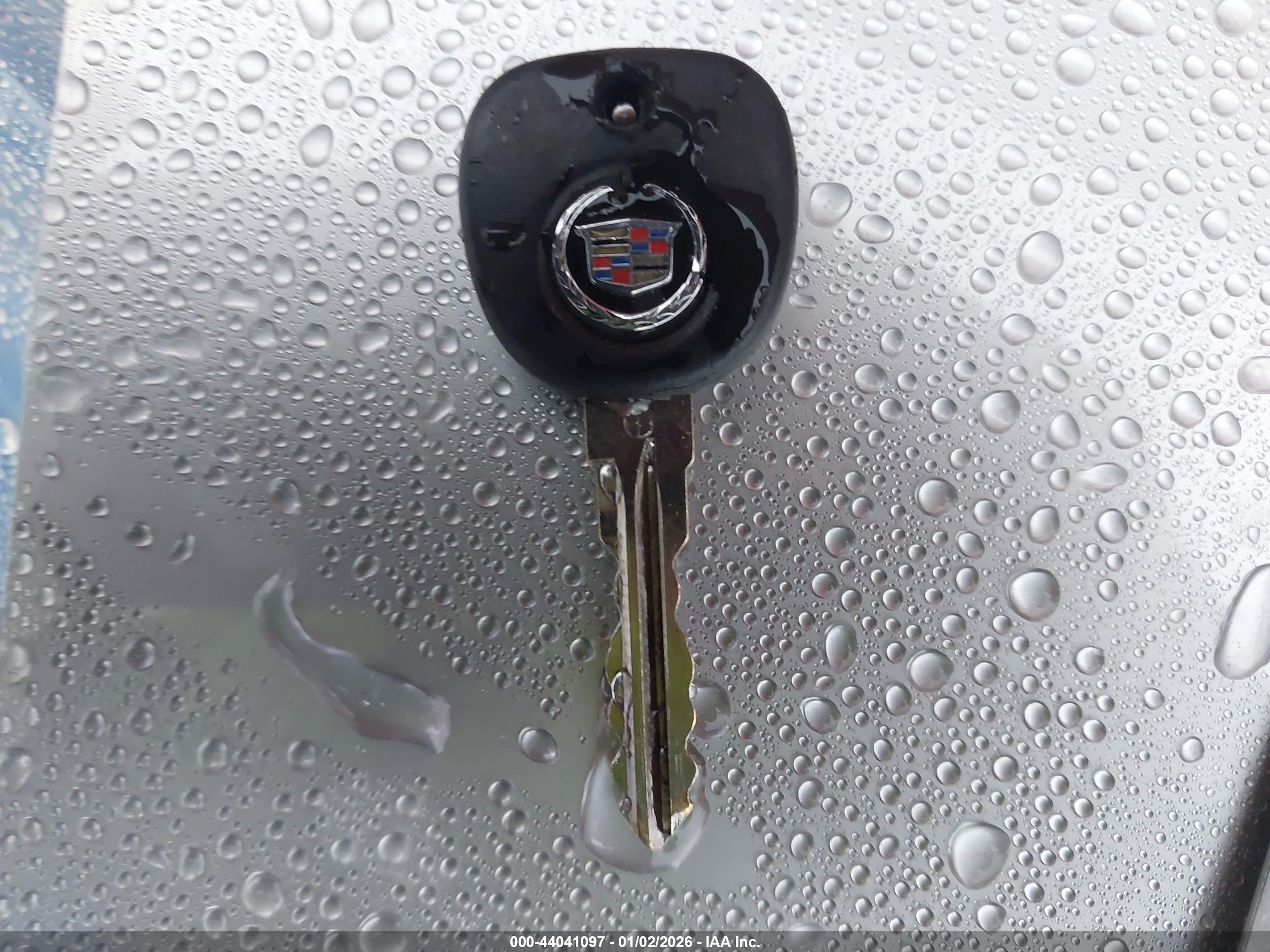 CADILLAC CTS image 11