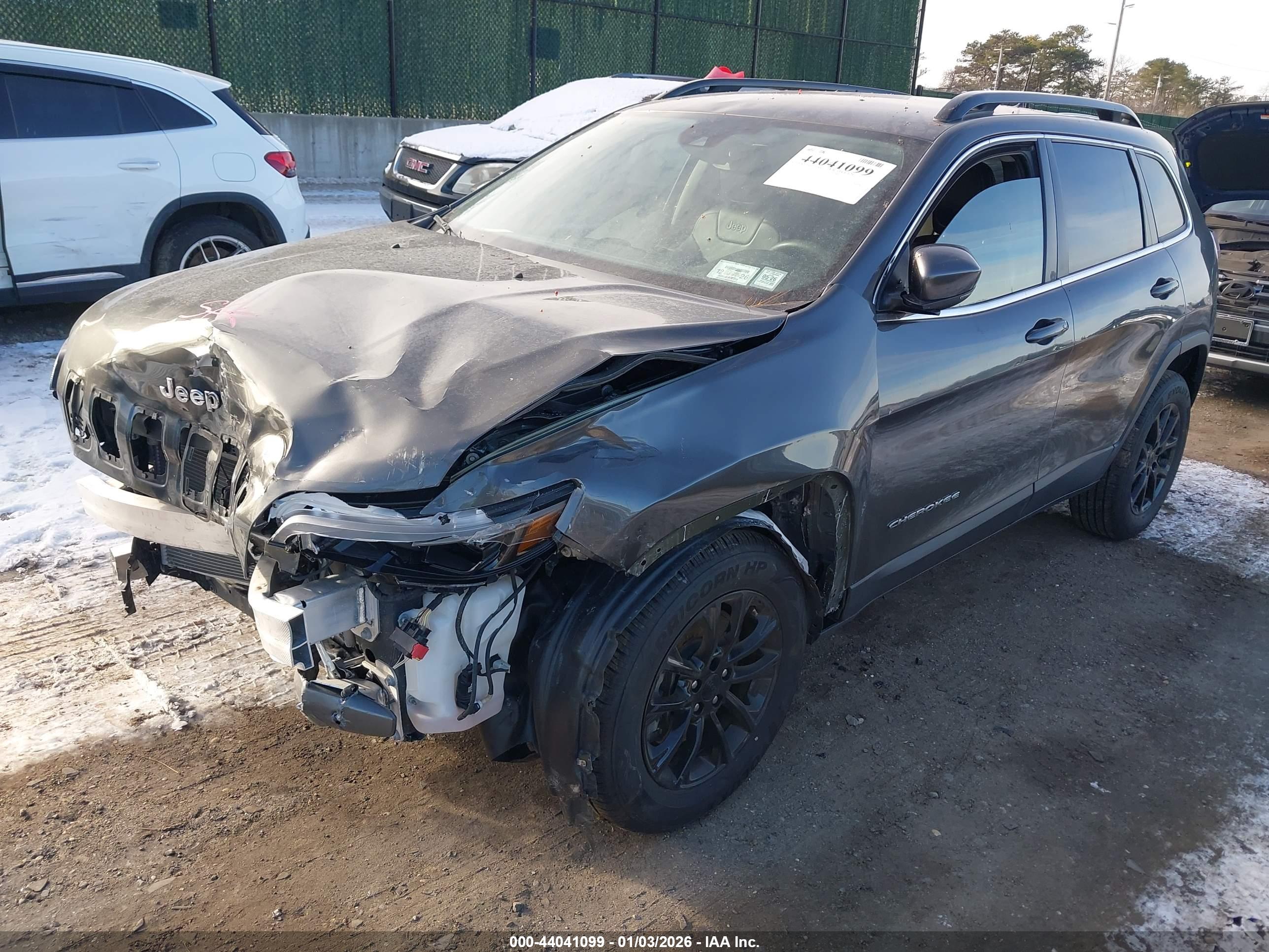 JEEP CHEROKEE image 2