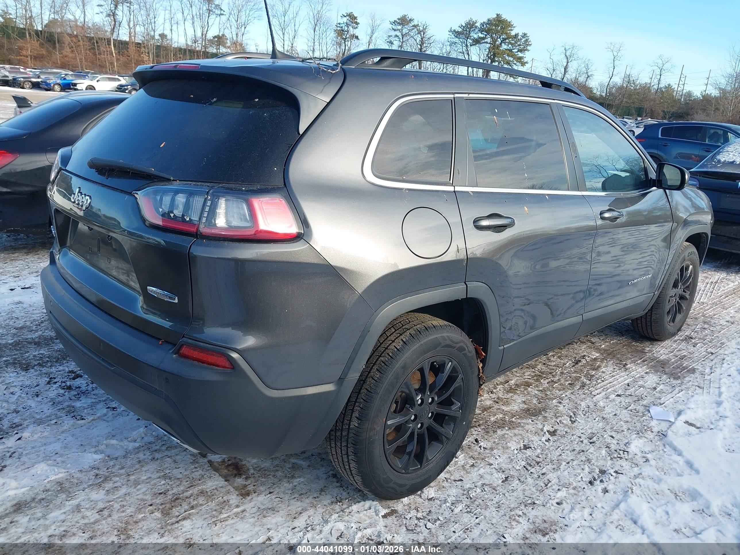JEEP CHEROKEE image 4