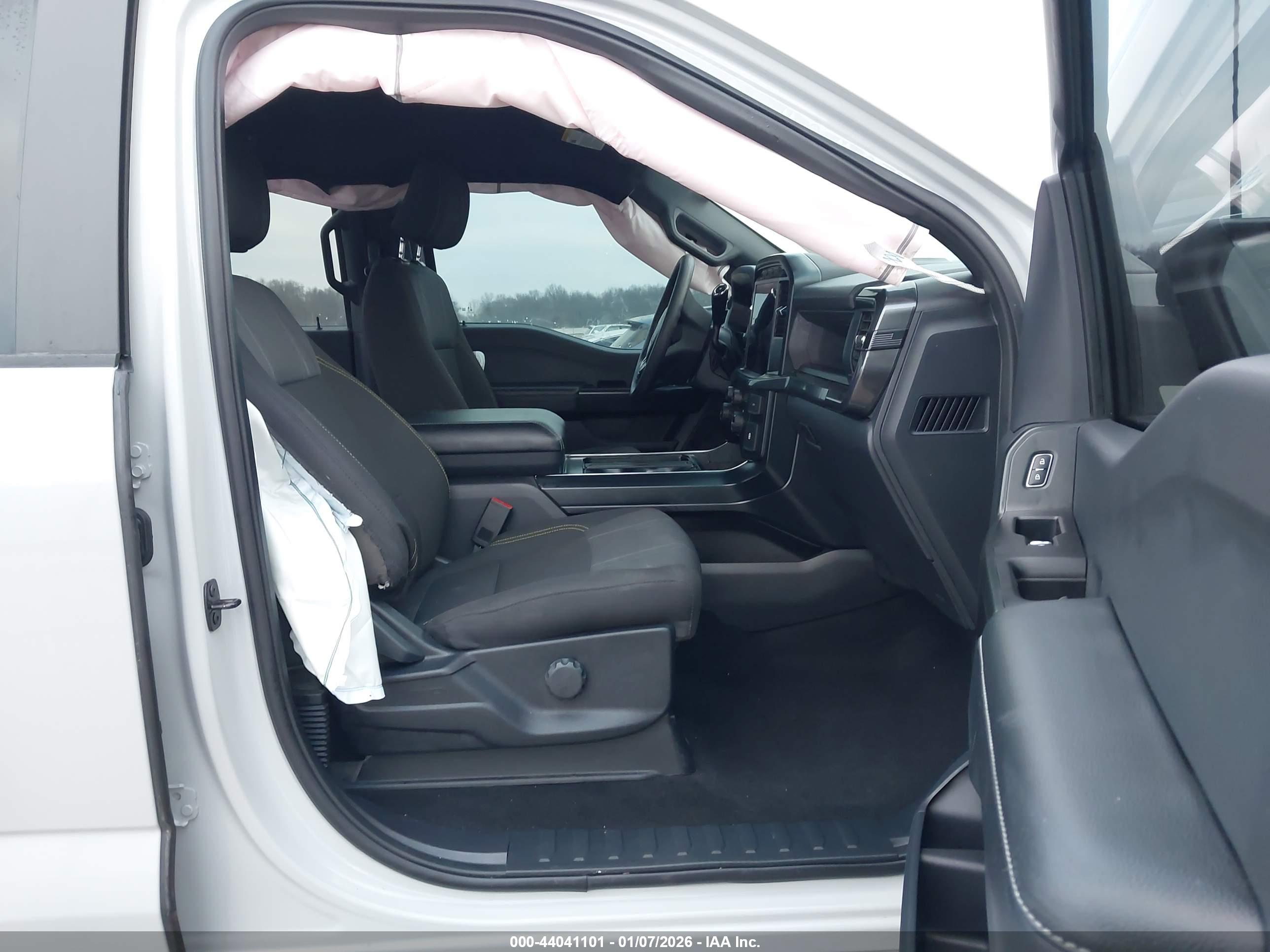 FORD F-150 image 5