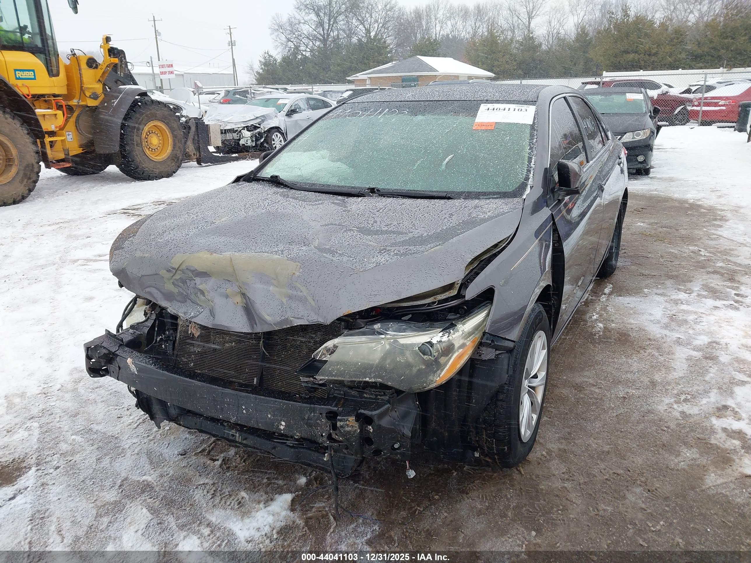 TOYOTA CAMRY image 6