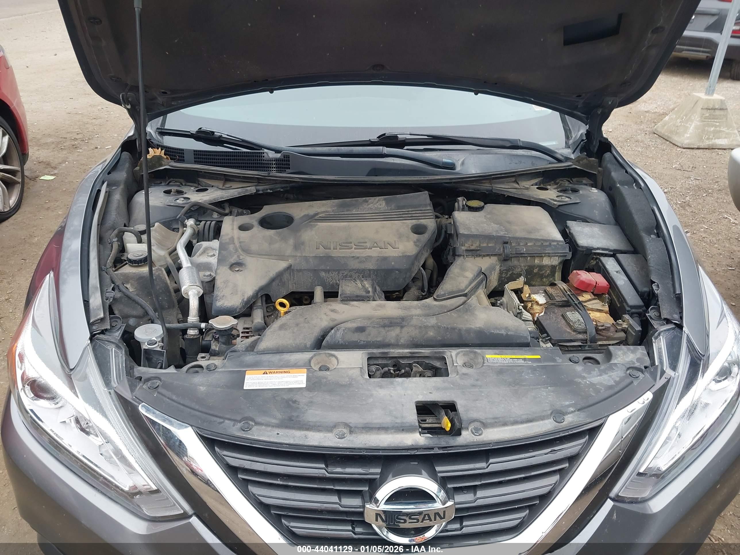 NISSAN ALTIMA image 10