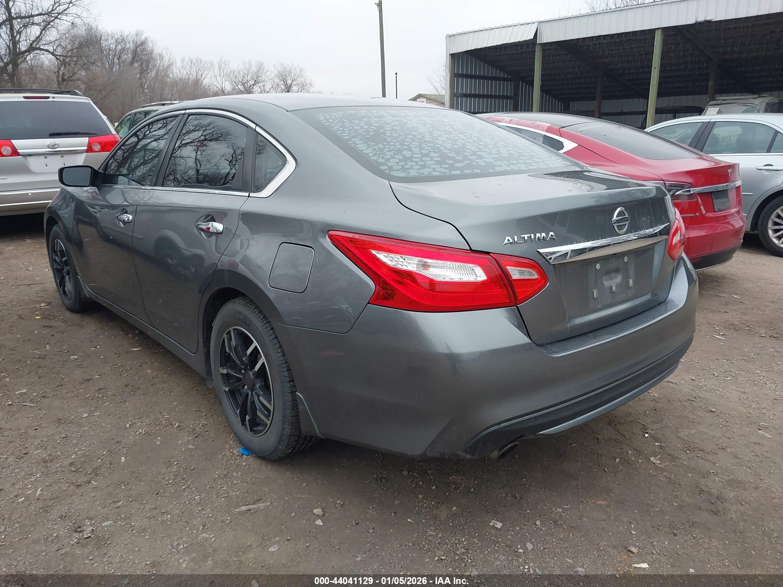 NISSAN ALTIMA image 3