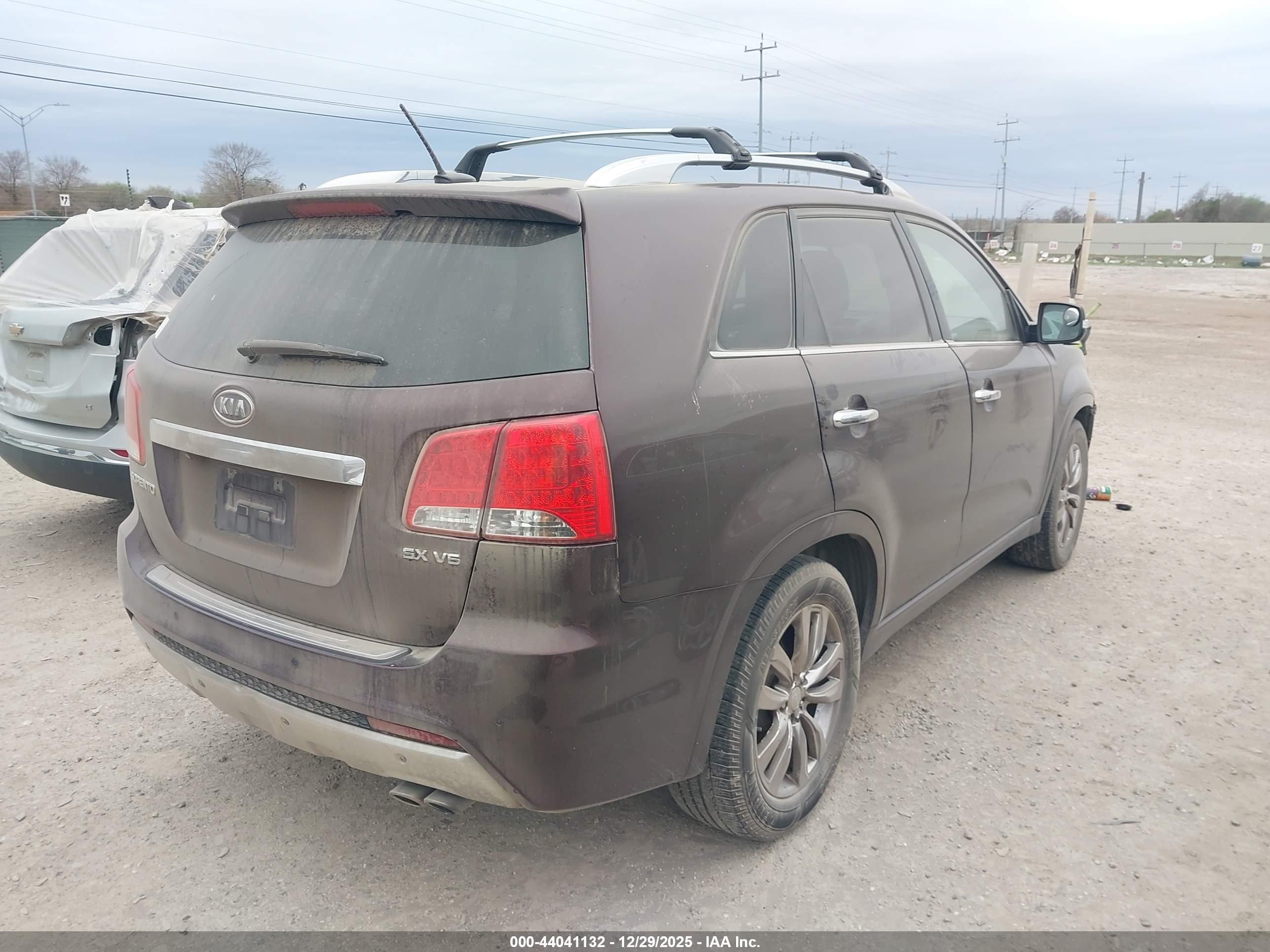 KIA SORENTO image 4