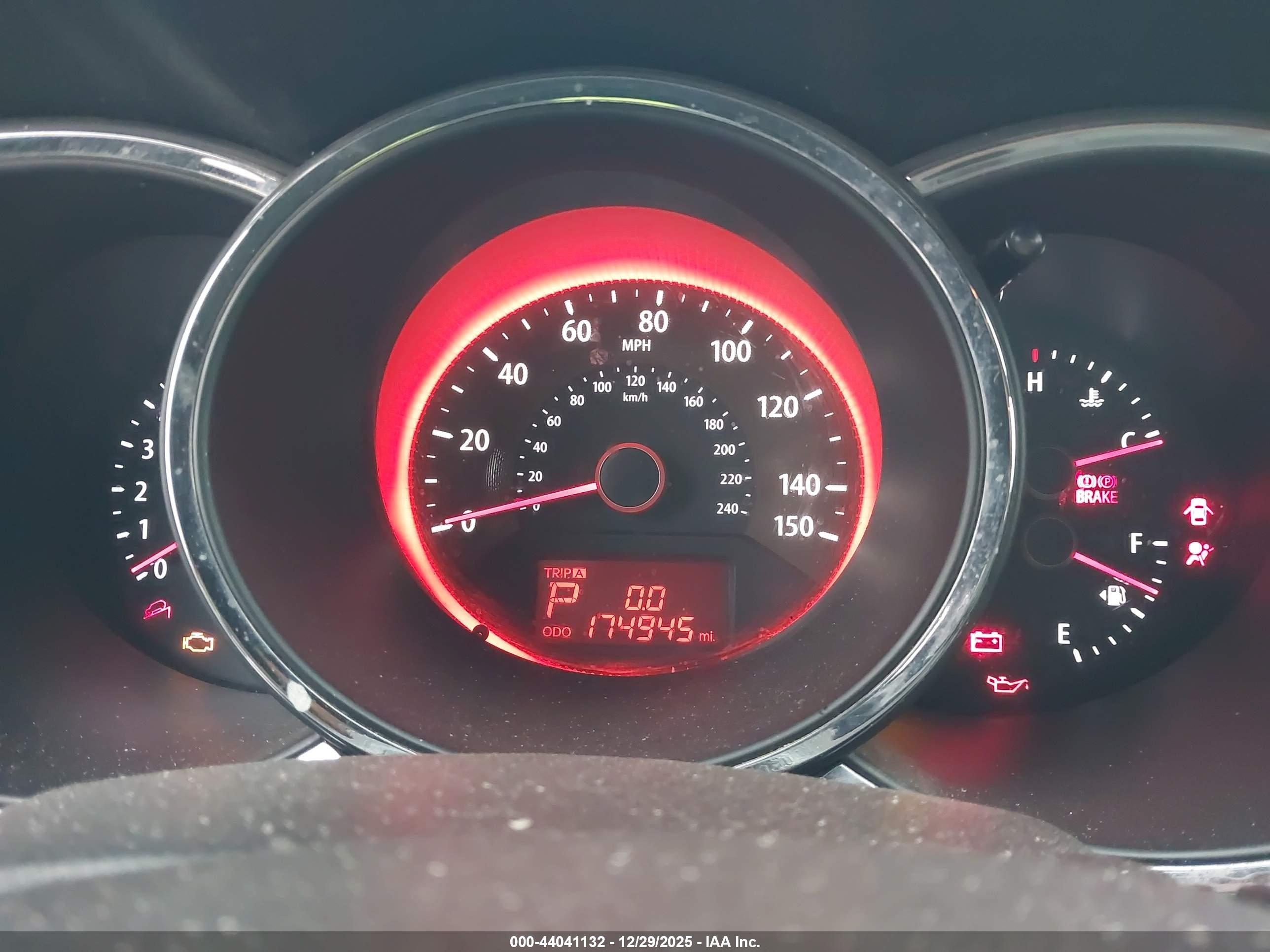 KIA SORENTO image 7