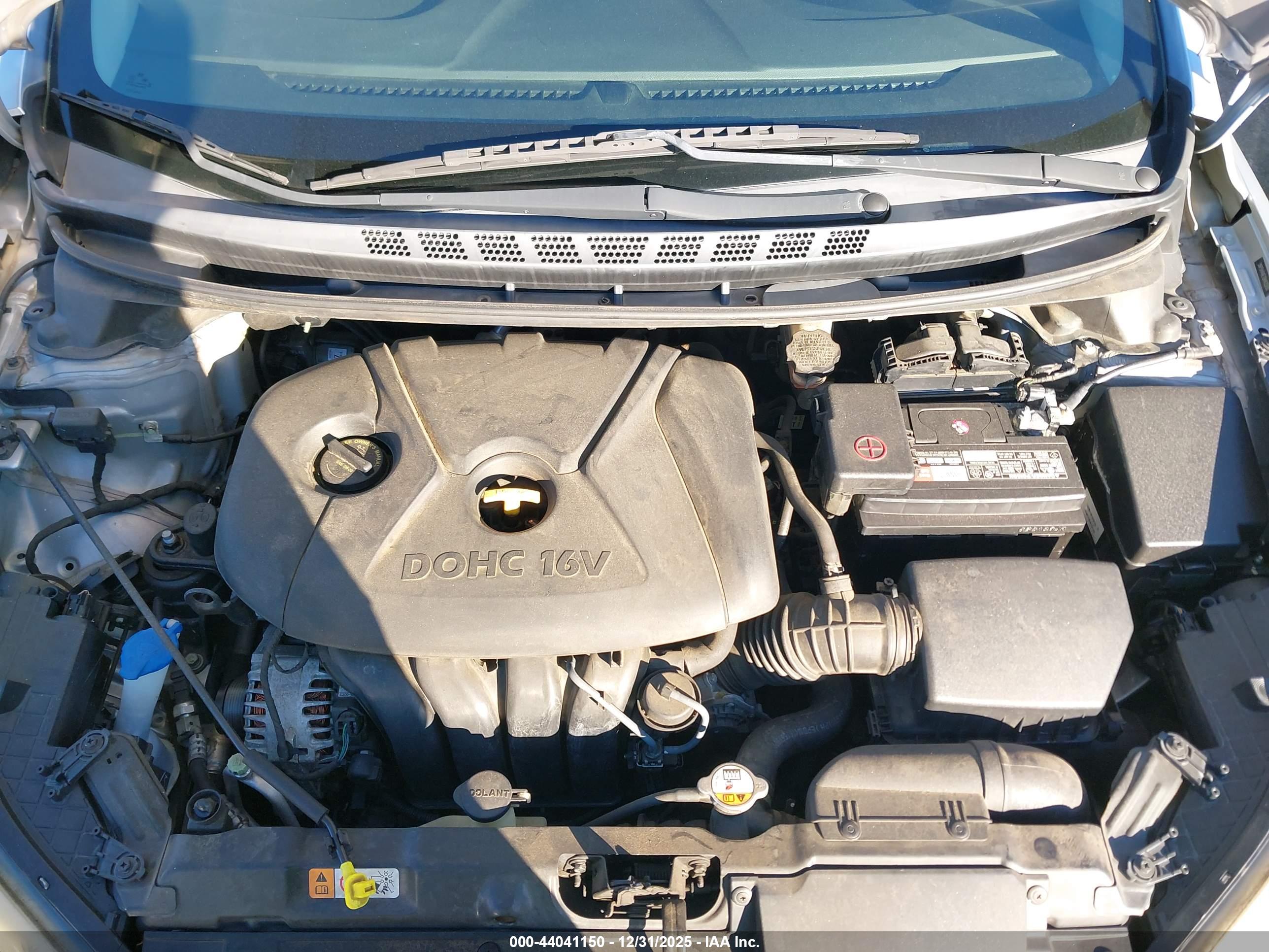 HYUNDAI ELANTRA image 10