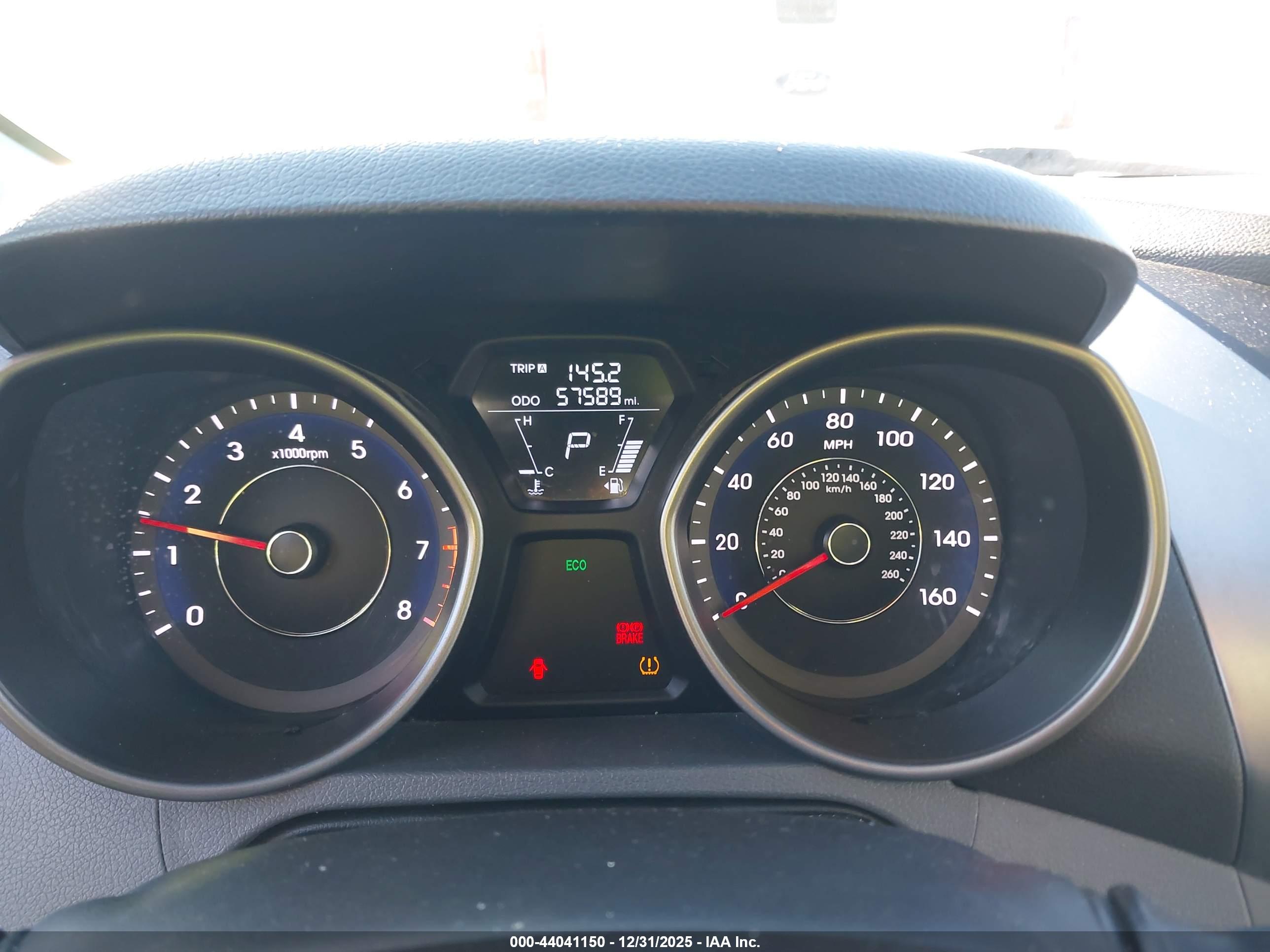 HYUNDAI ELANTRA image 7