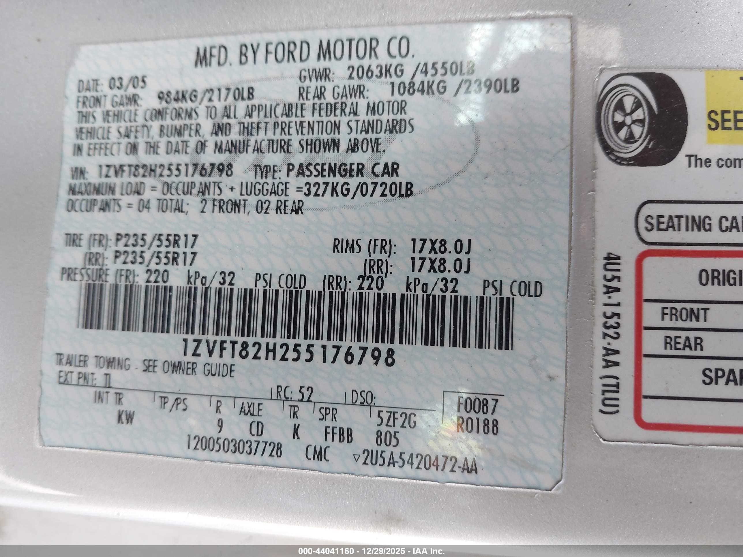FORD MUSTANG image 9
