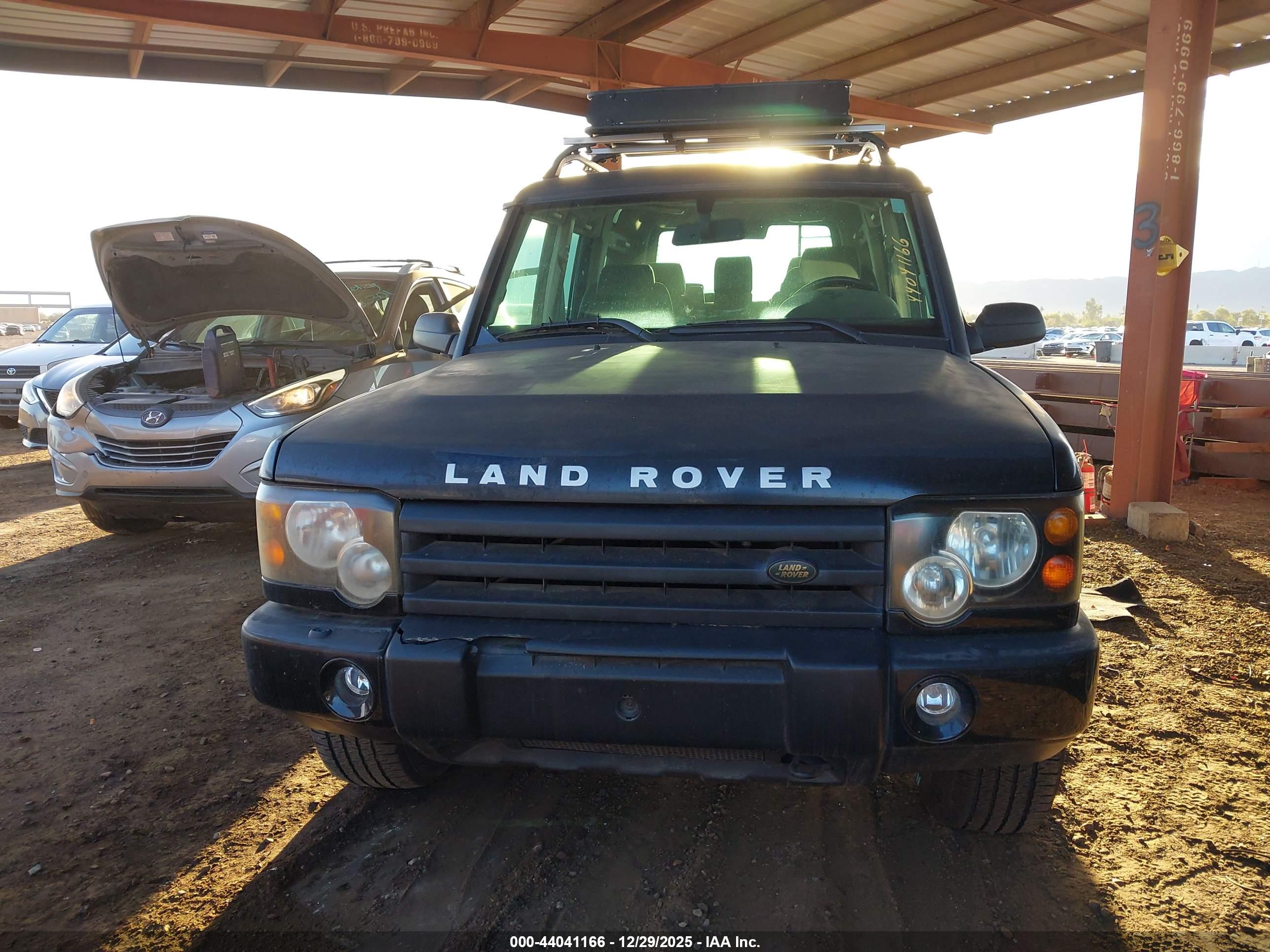 LAND ROVER image 6
