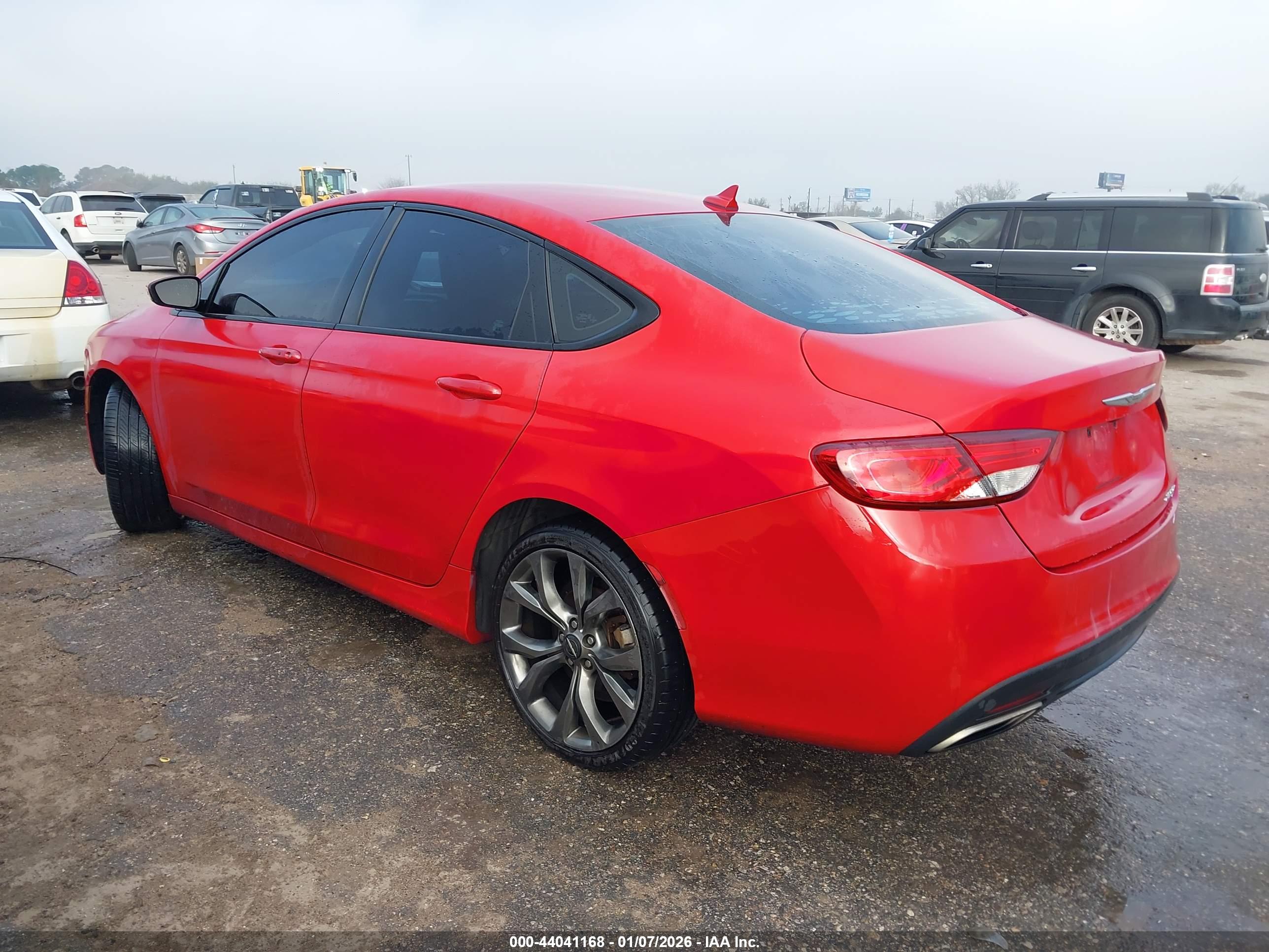 CHRYSLER 200 image 3