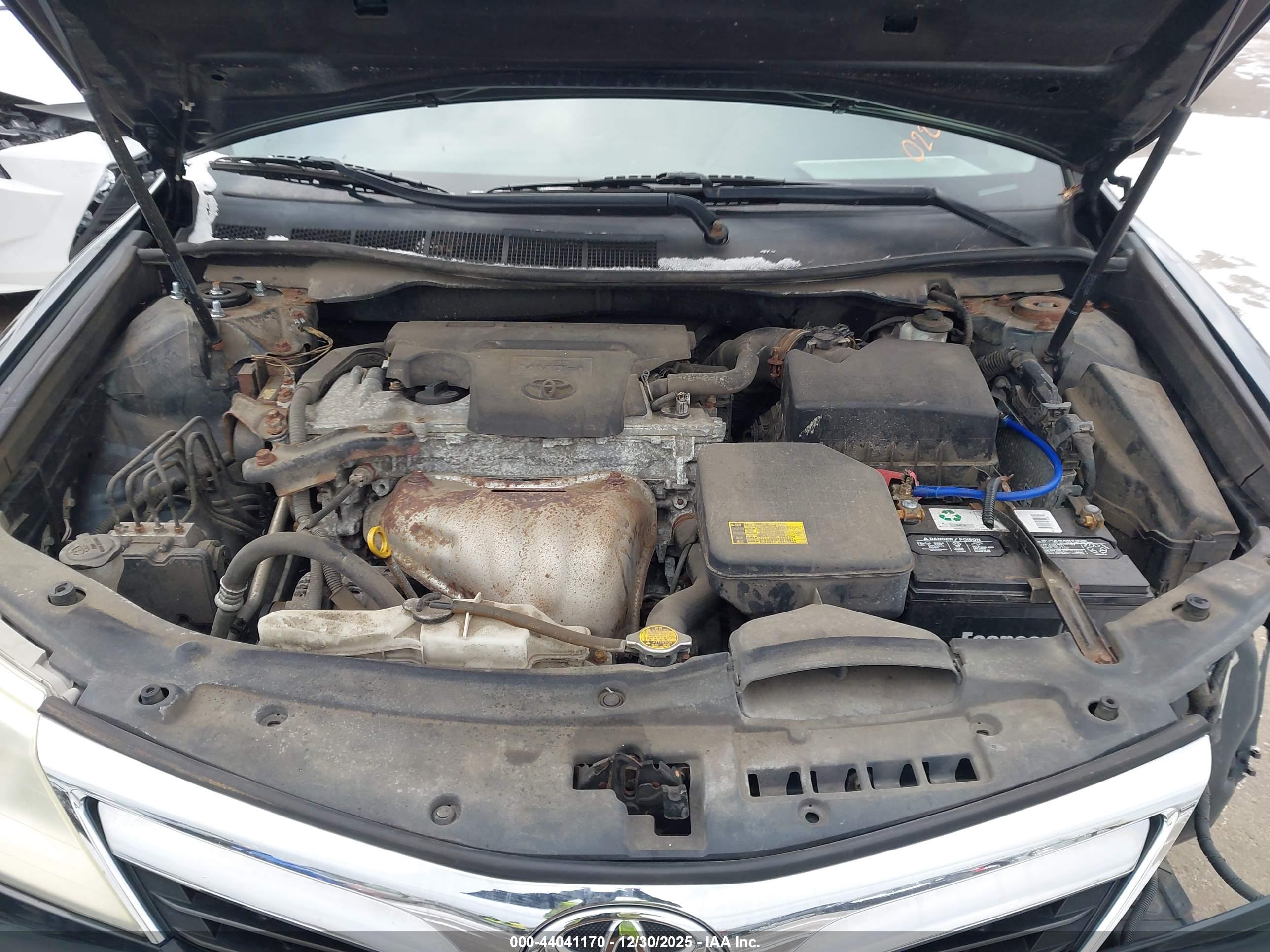 TOYOTA CAMRY image 10
