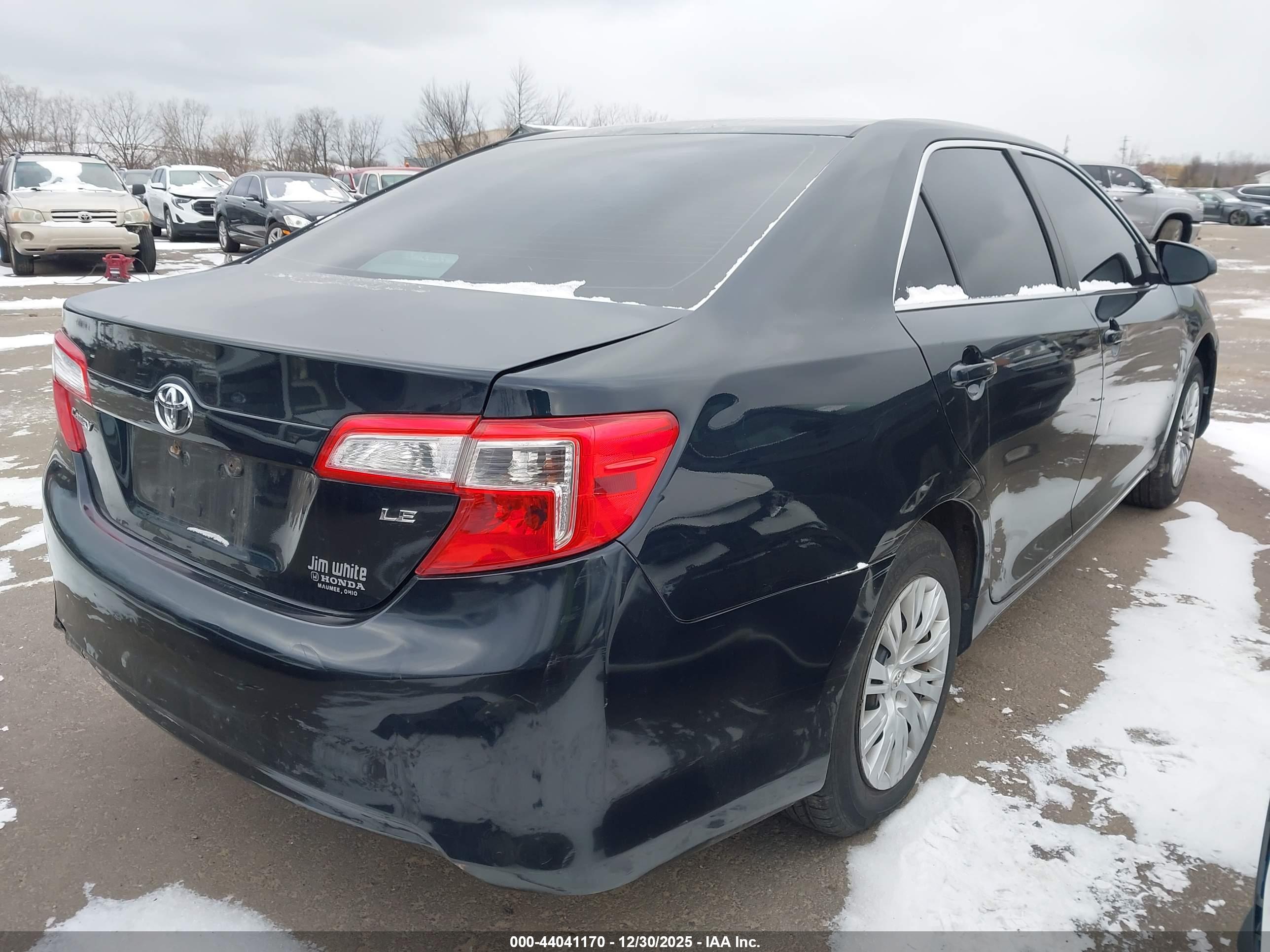 TOYOTA CAMRY image 4
