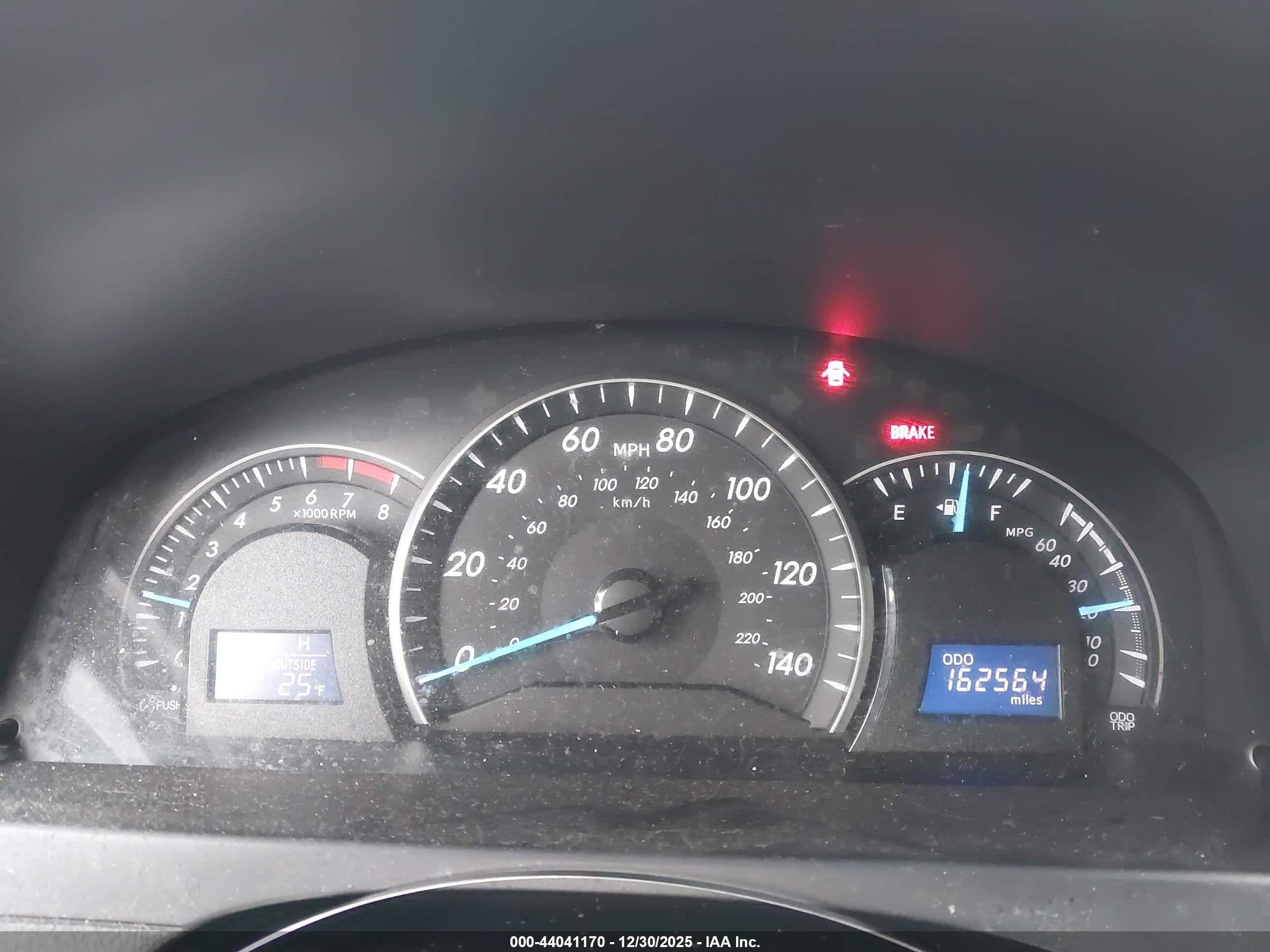 TOYOTA CAMRY image 7