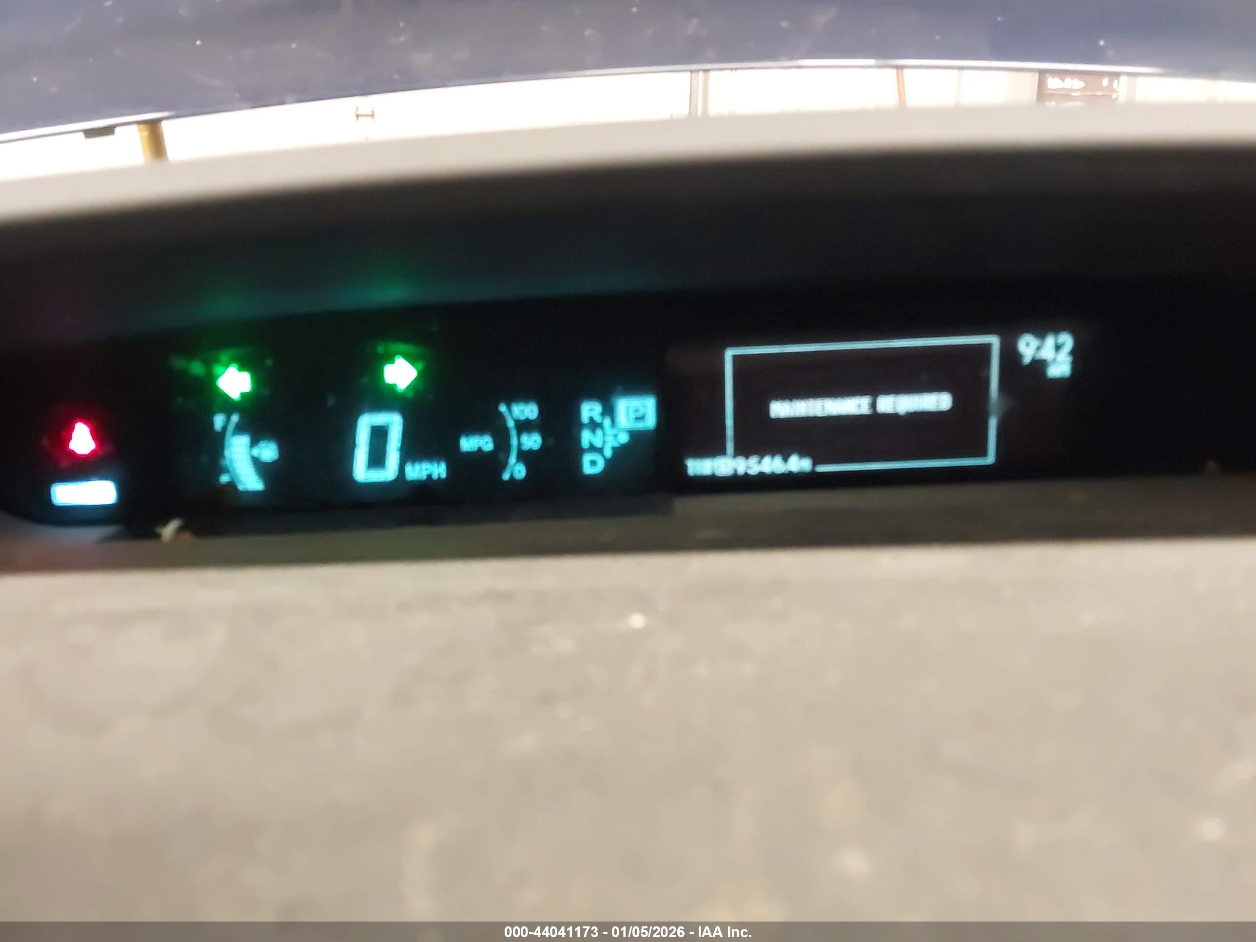 TOYOTA PRIUS image 7