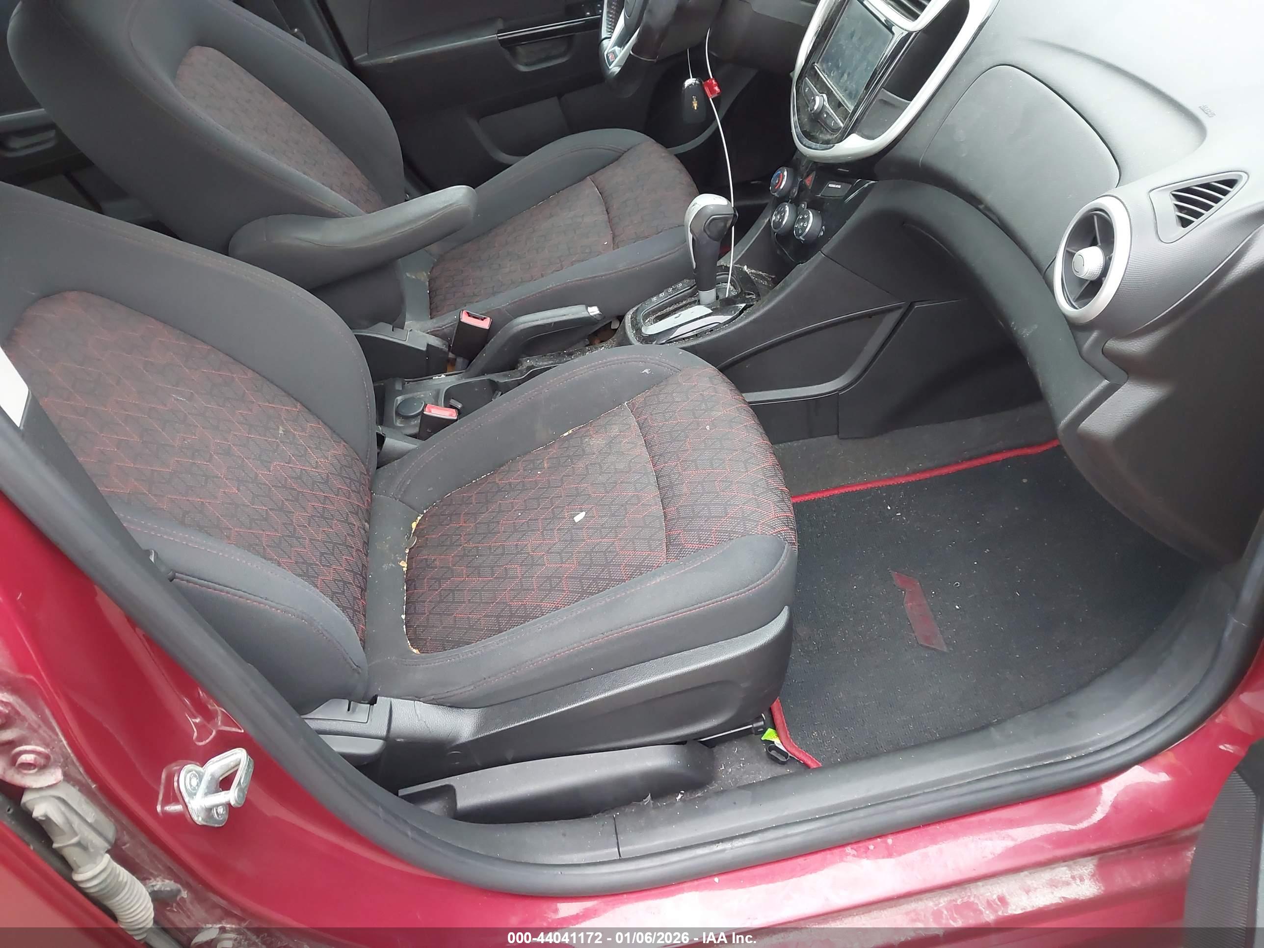 CHEVROLET SONIC image 5