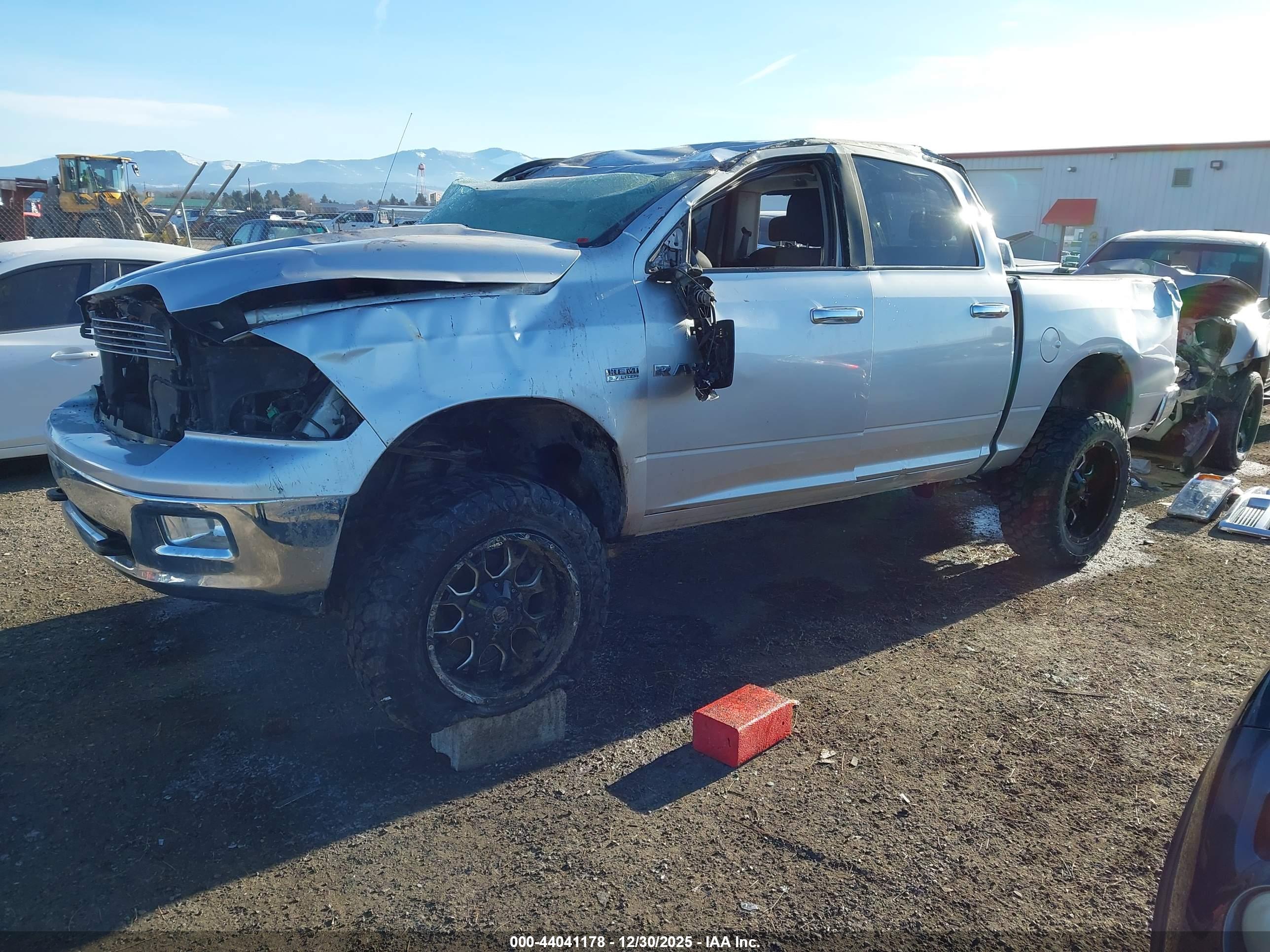DODGE RAM image 2