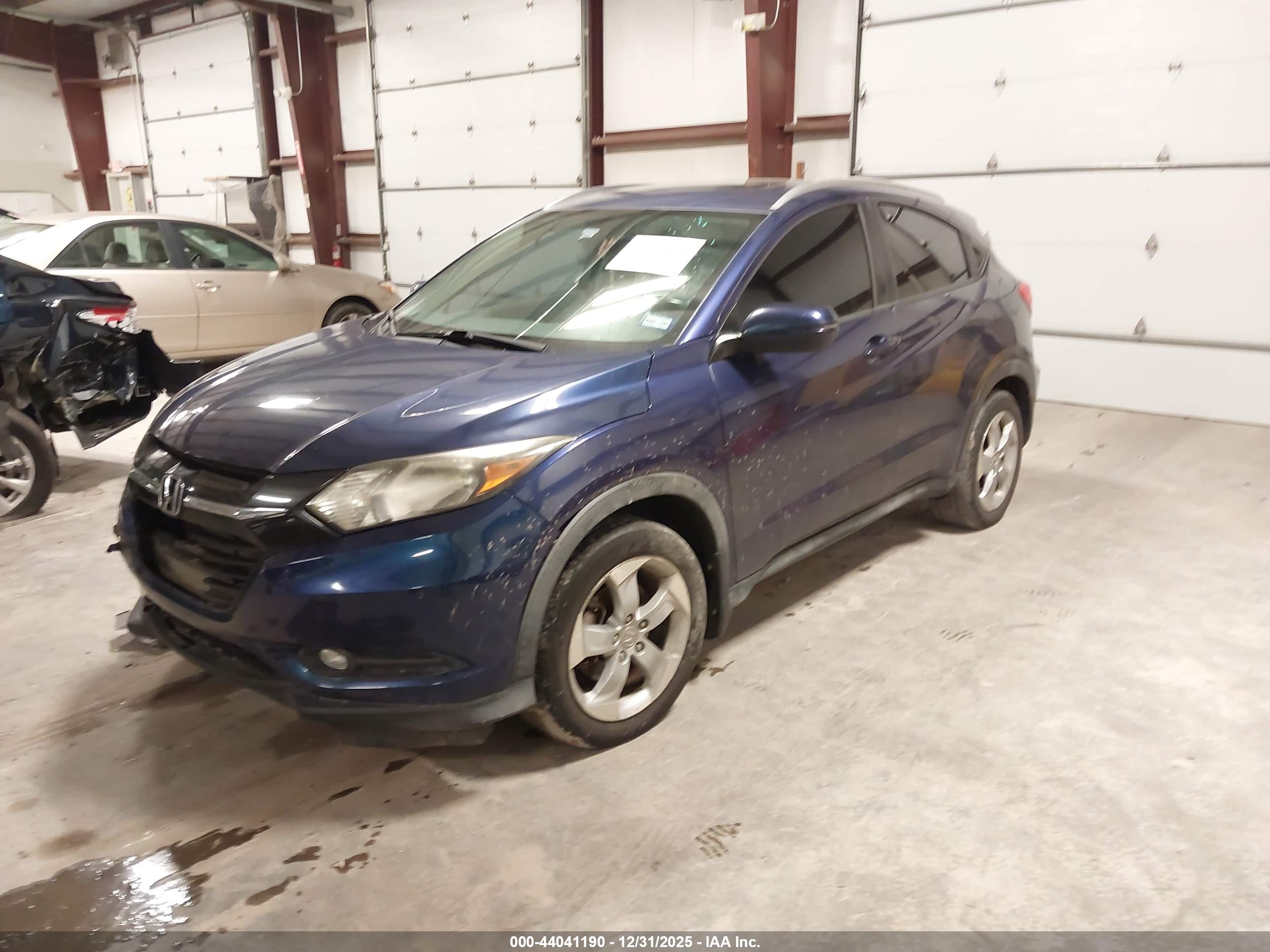 HONDA HR-V image 2