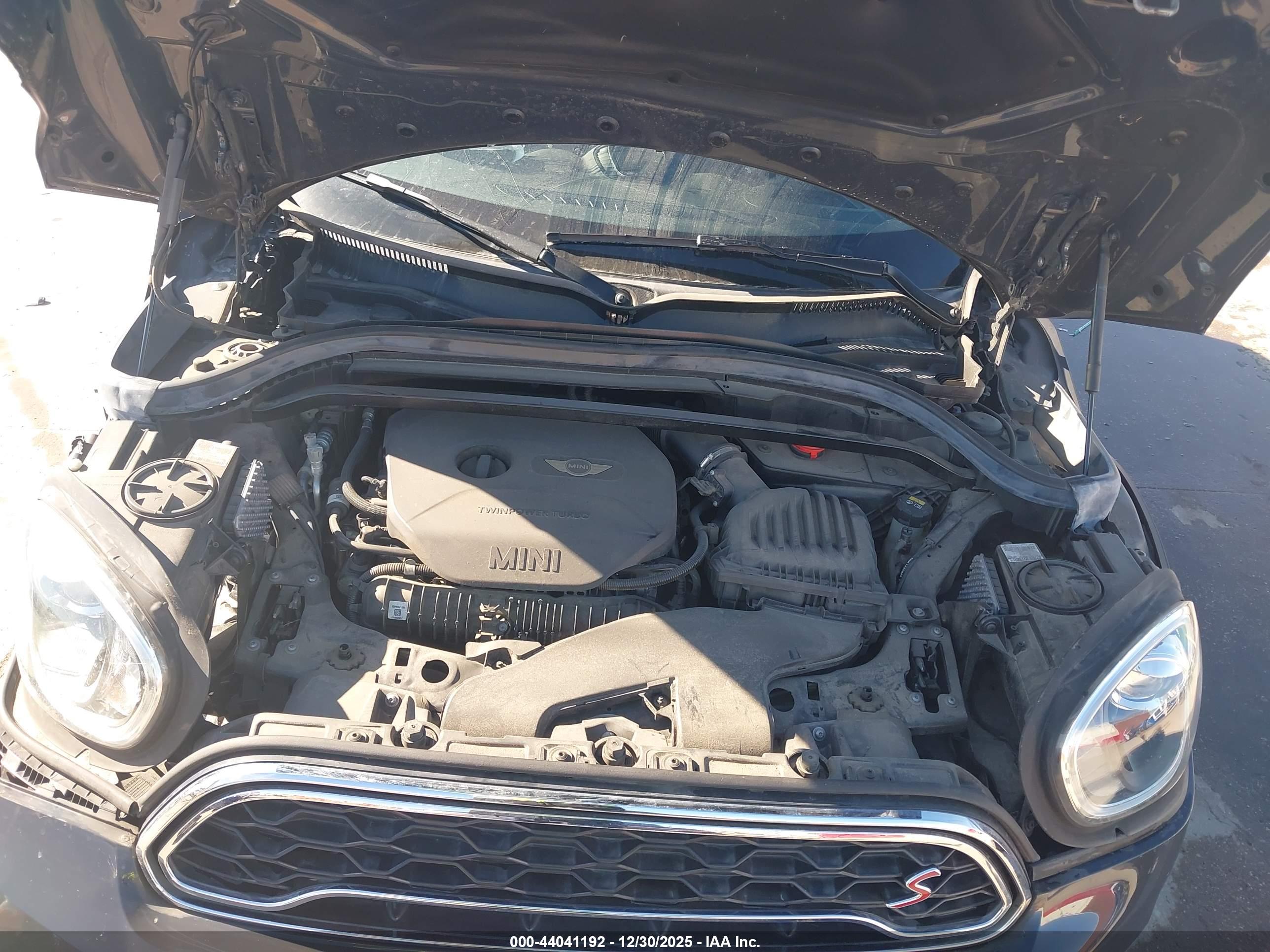 MINI COUNTRYMAN image 10