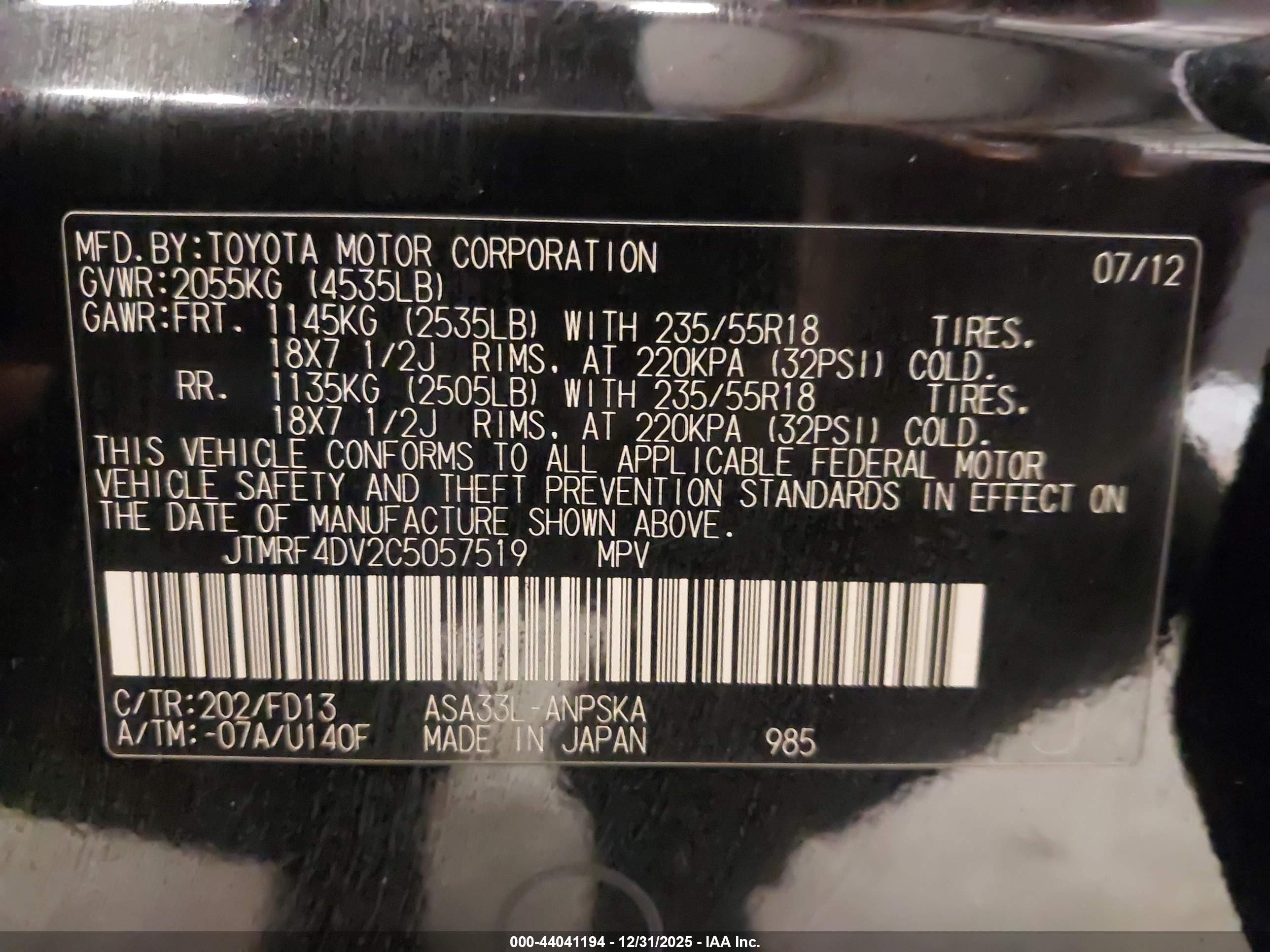 TOYOTA RAV4 image 9