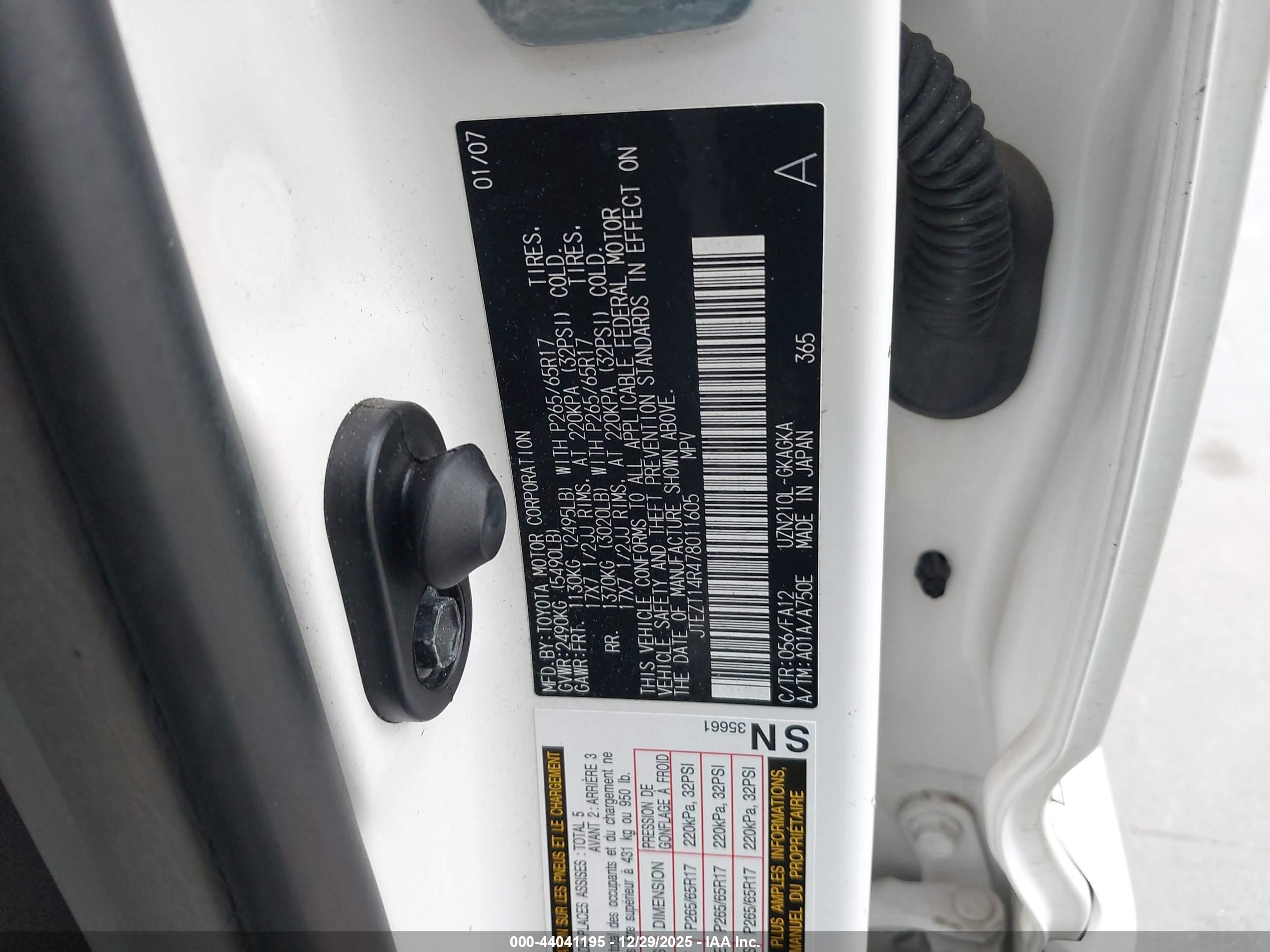 TOYOTA 4RUNNER image 9