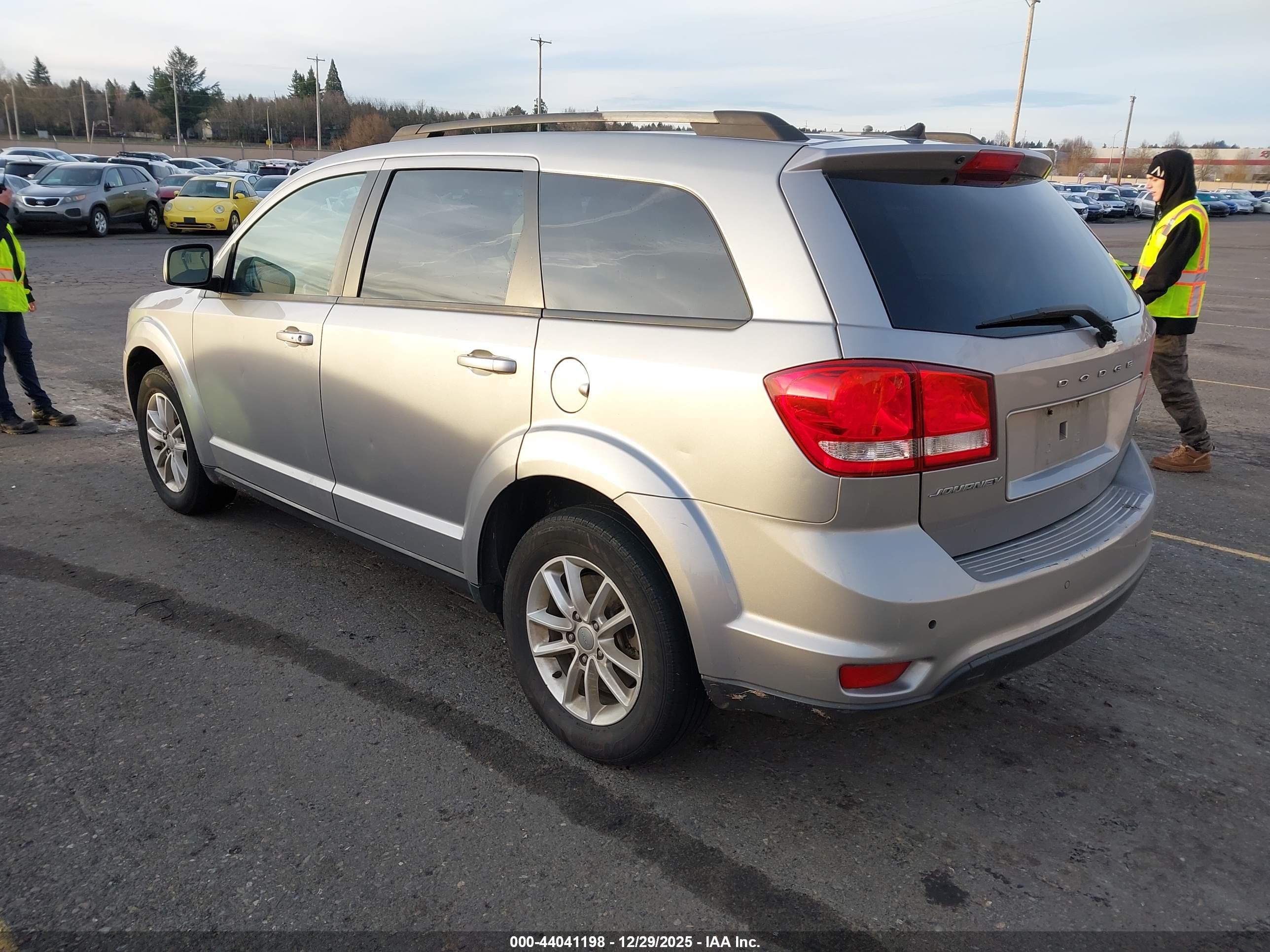 DODGE JOURNEY image 3