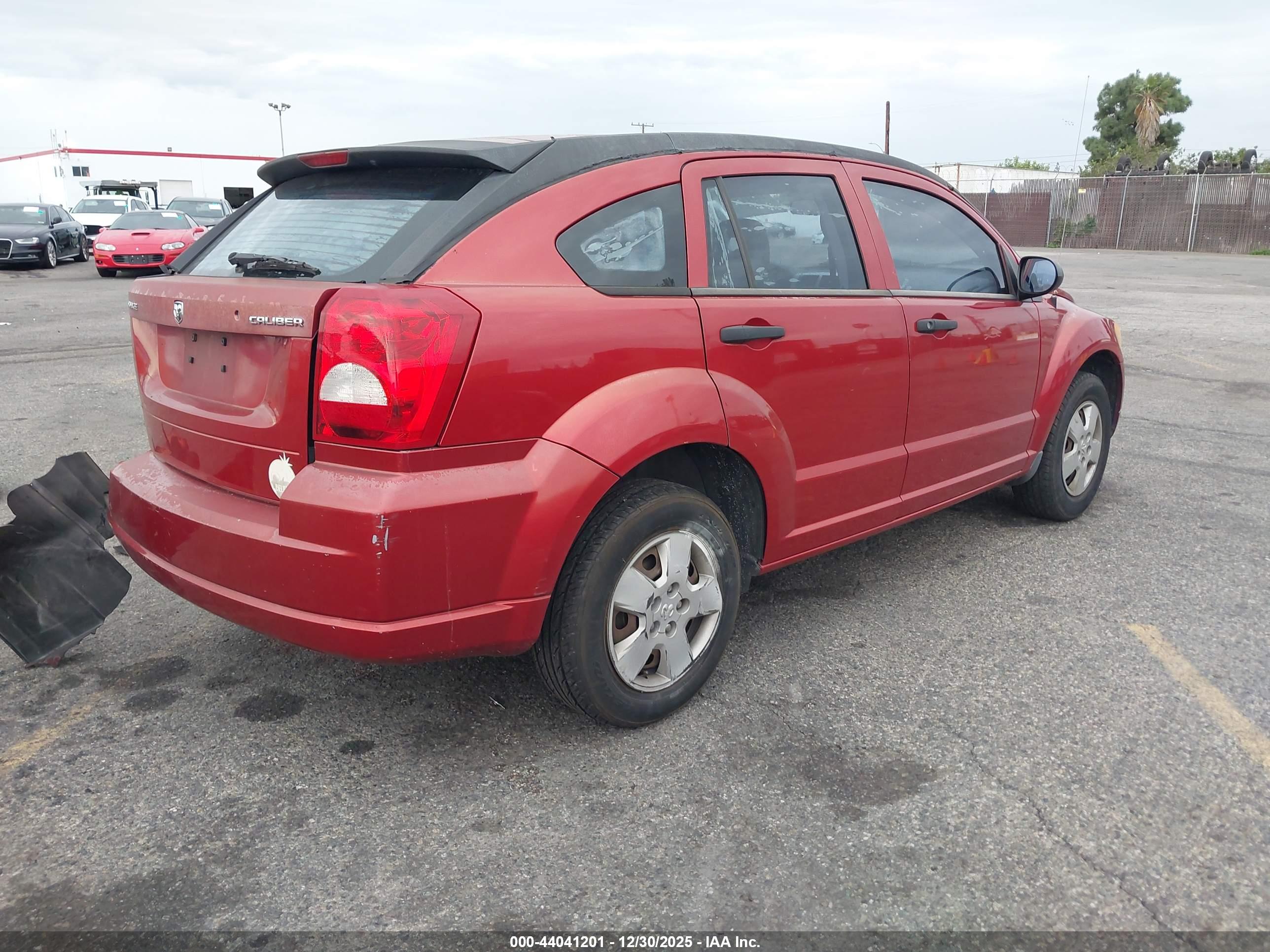 DODGE CALIBER image 4