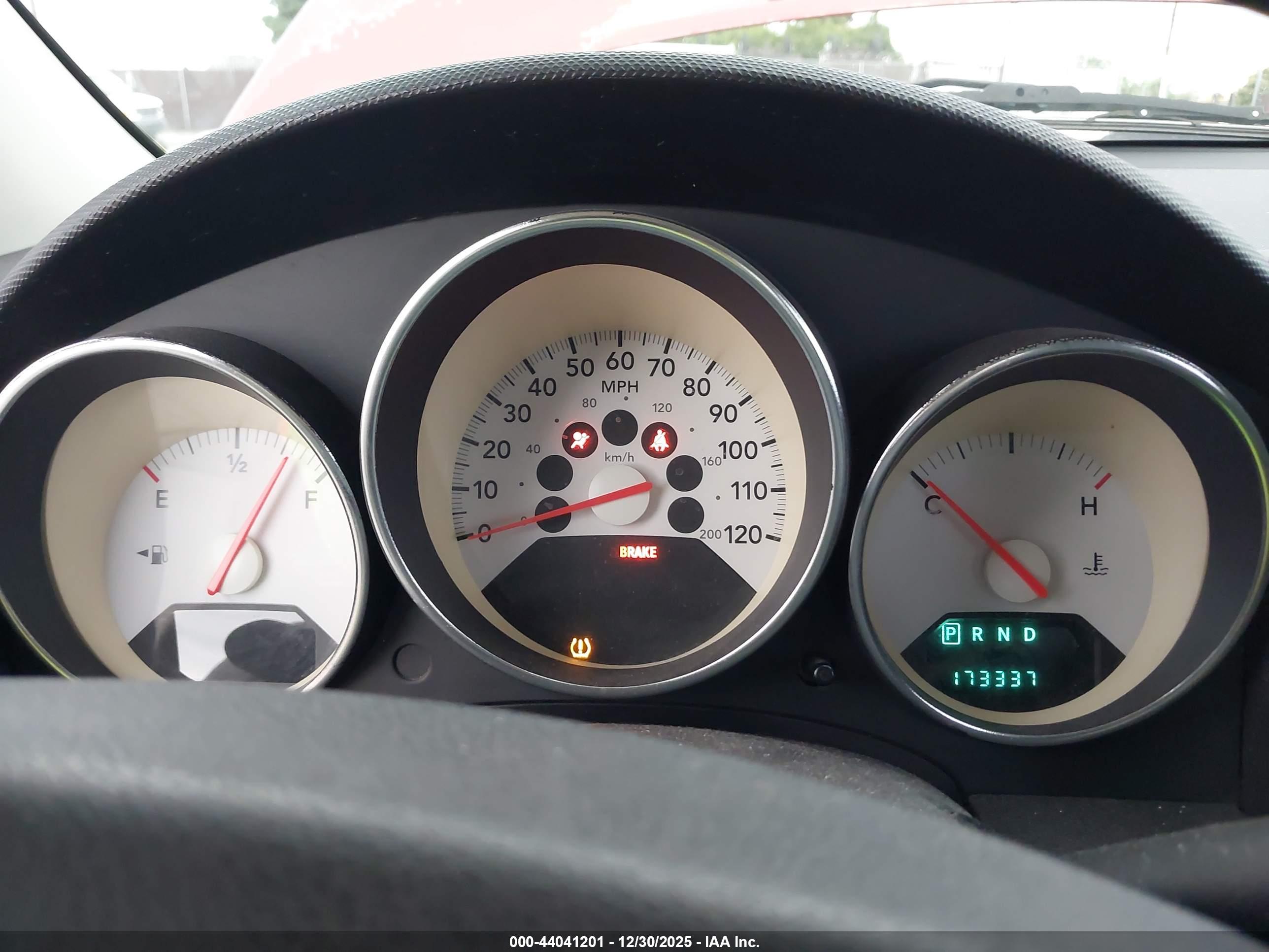 DODGE CALIBER image 7