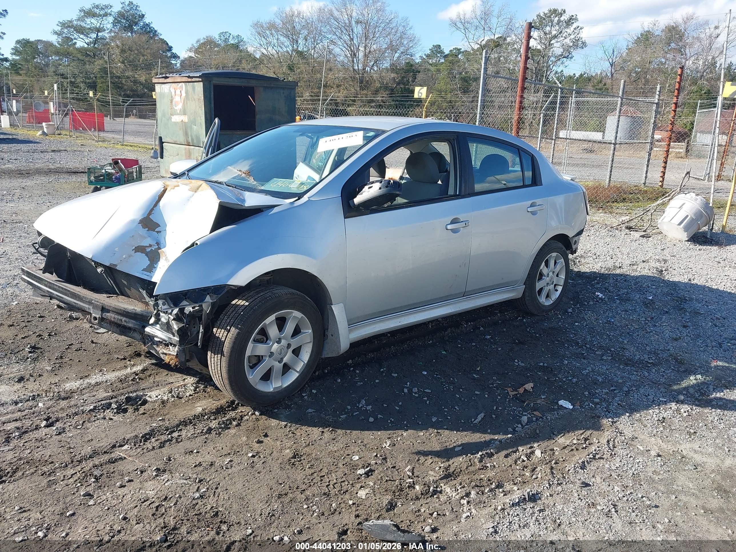 NISSAN SENTRA image 2