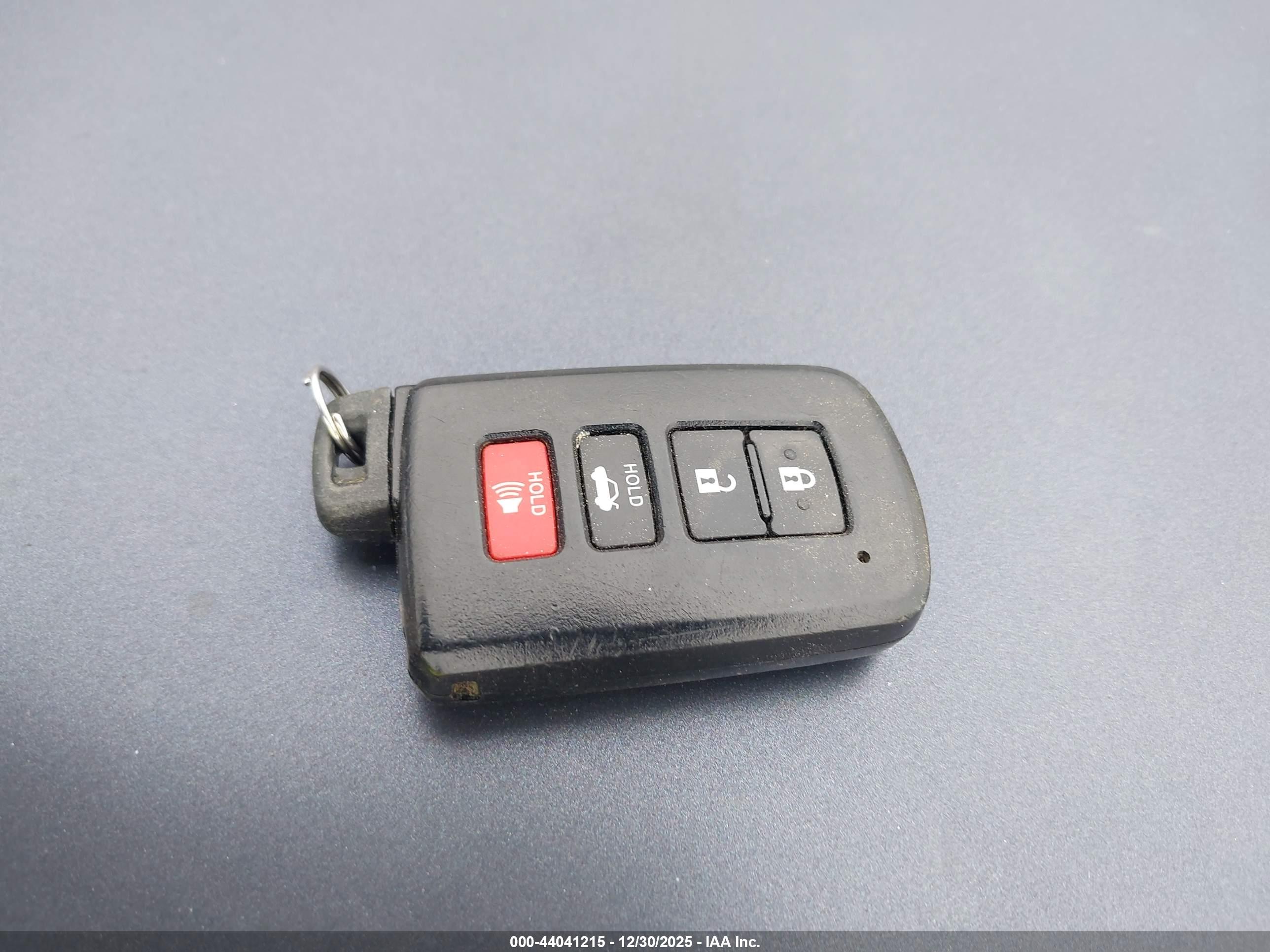 TOYOTA CAMRY image 11