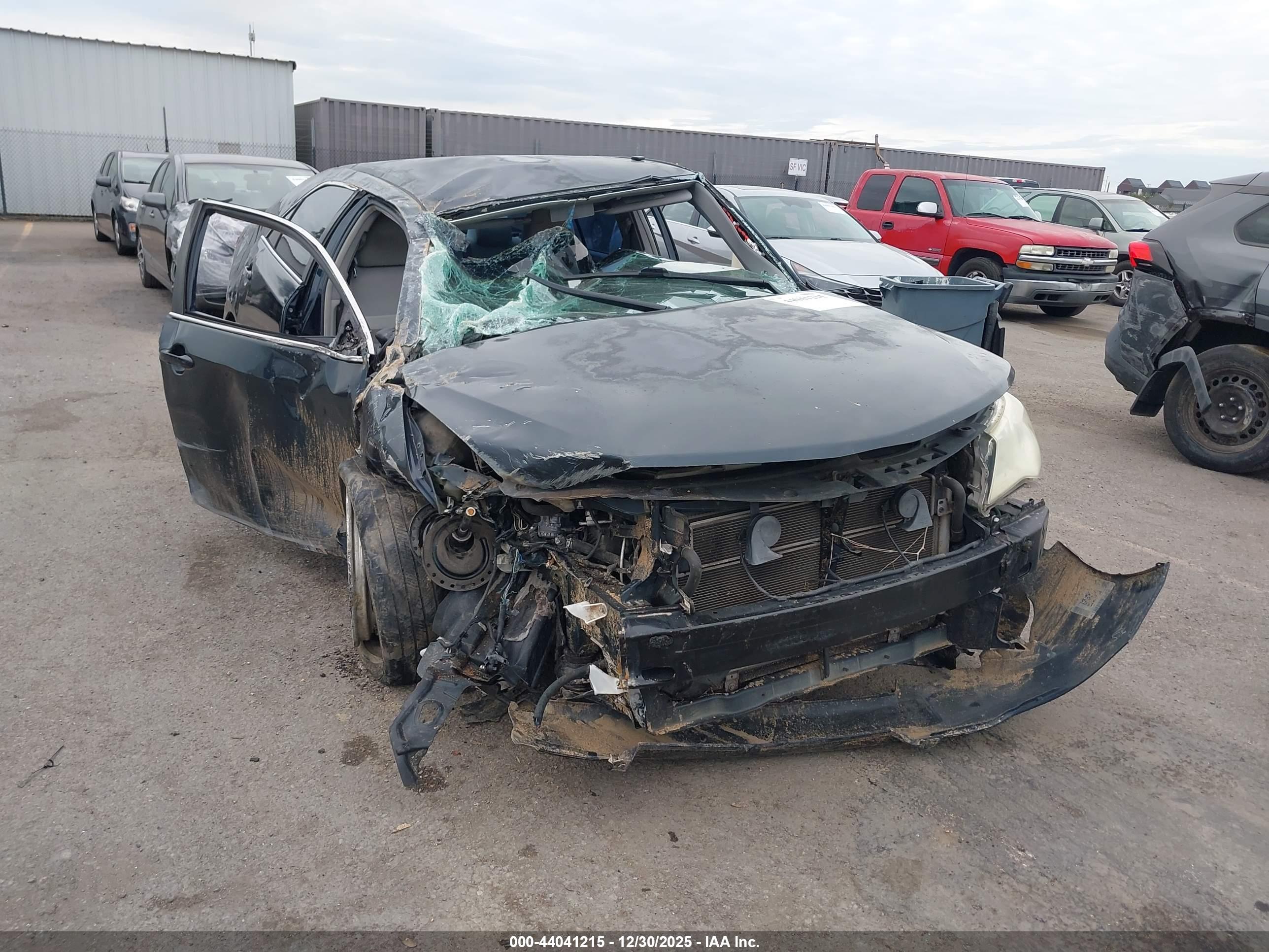 TOYOTA CAMRY image 6