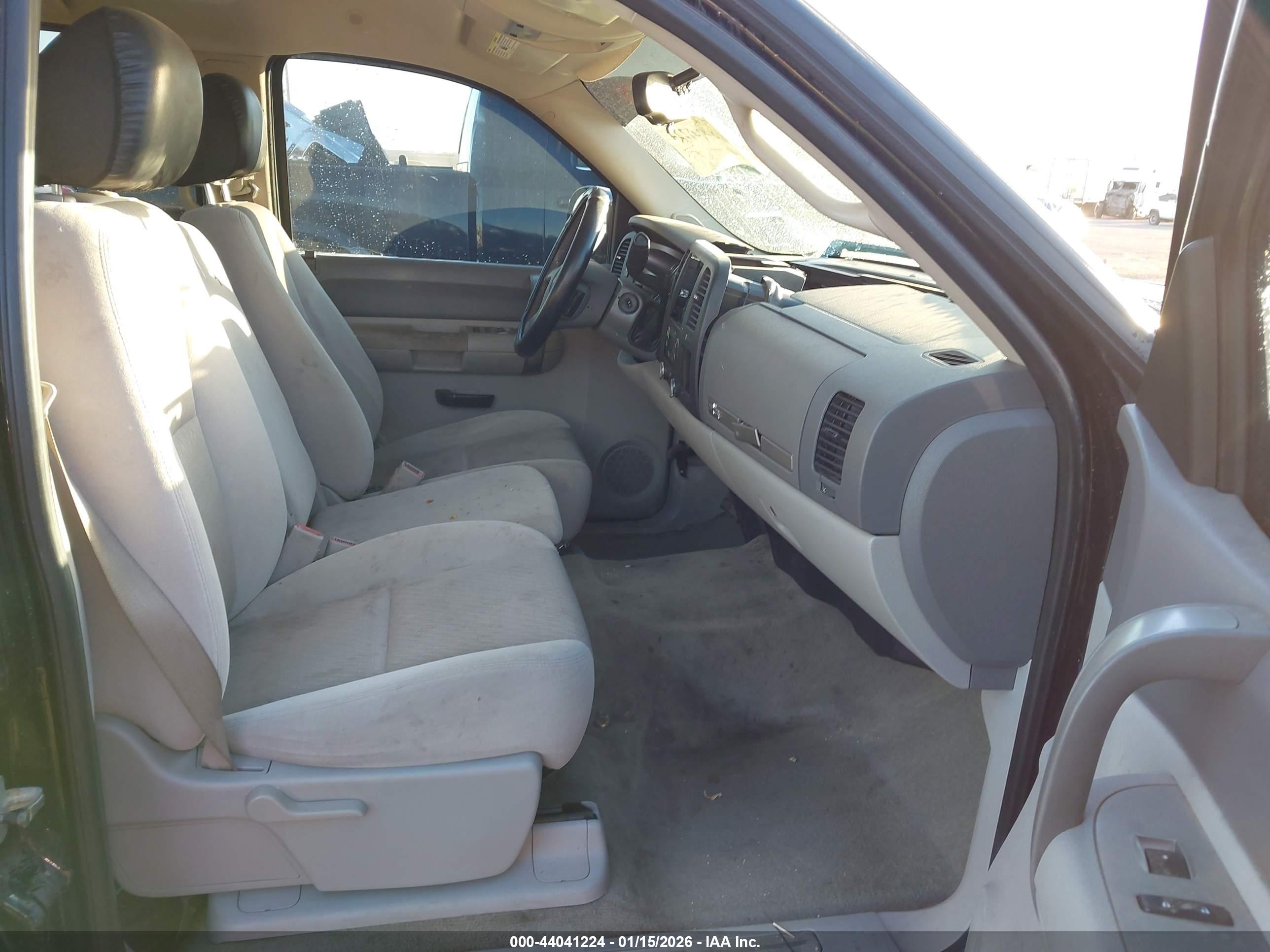 GMC SIERRA image 5