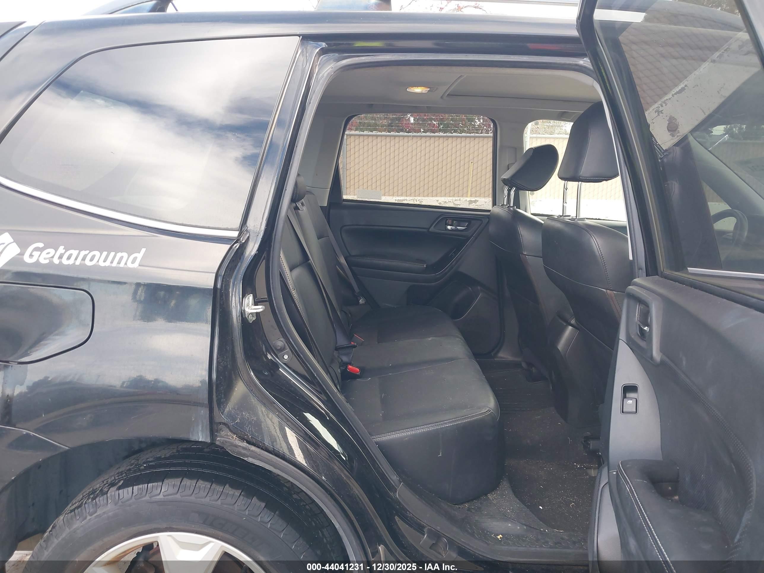 SUBARU FORESTER image 8