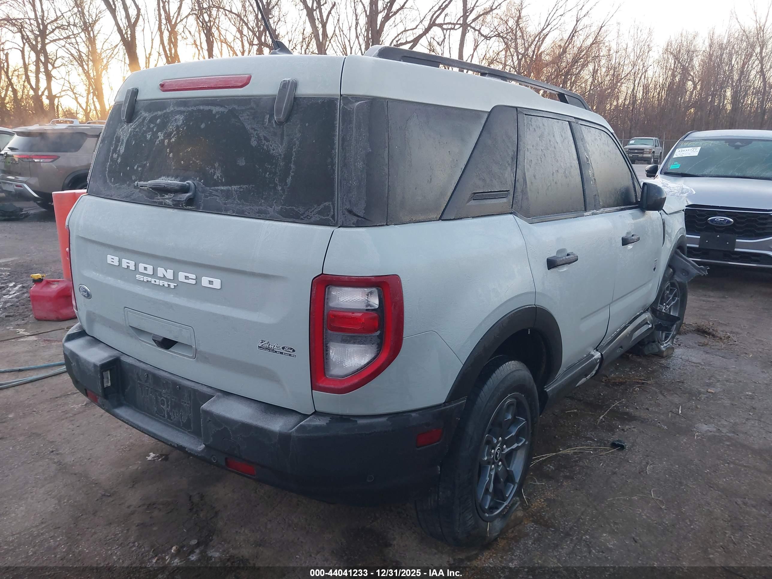 FORD BRONCO image 4