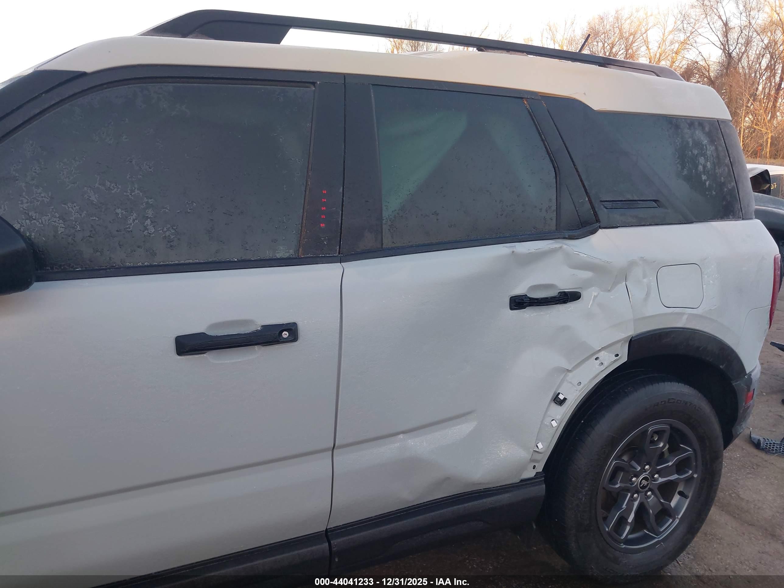 FORD BRONCO image 6