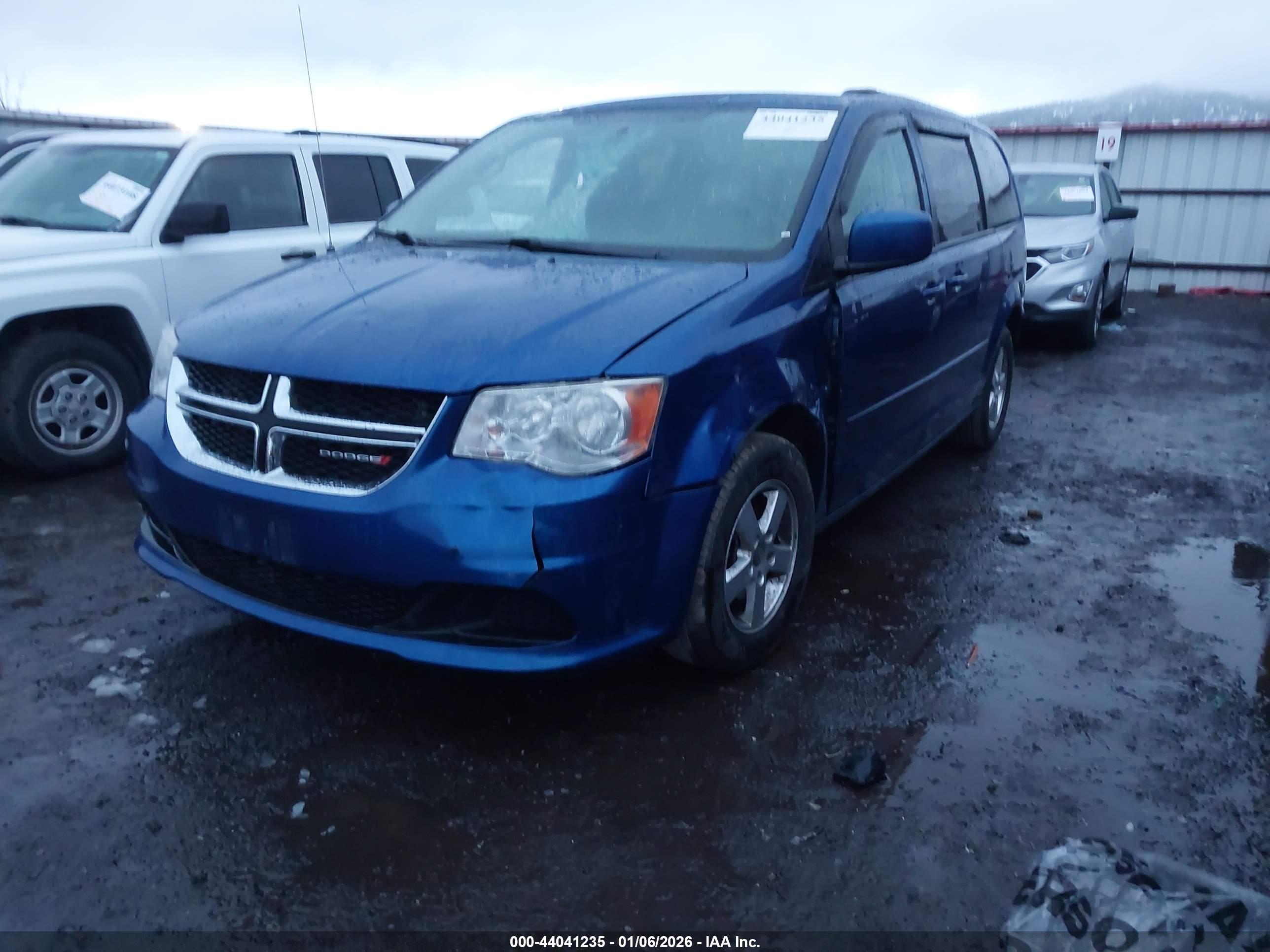 DODGE GRAND image 2