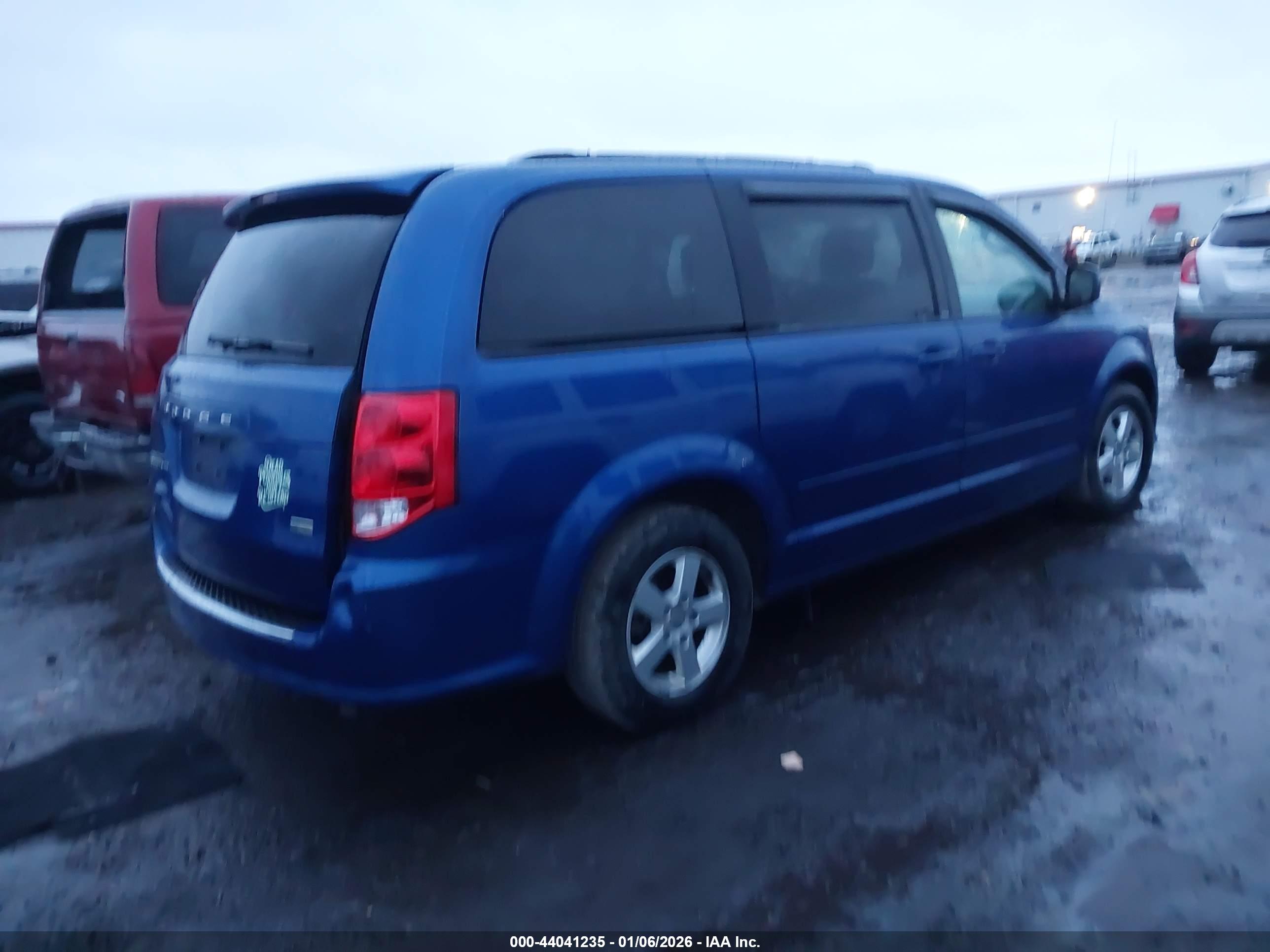 DODGE GRAND image 4