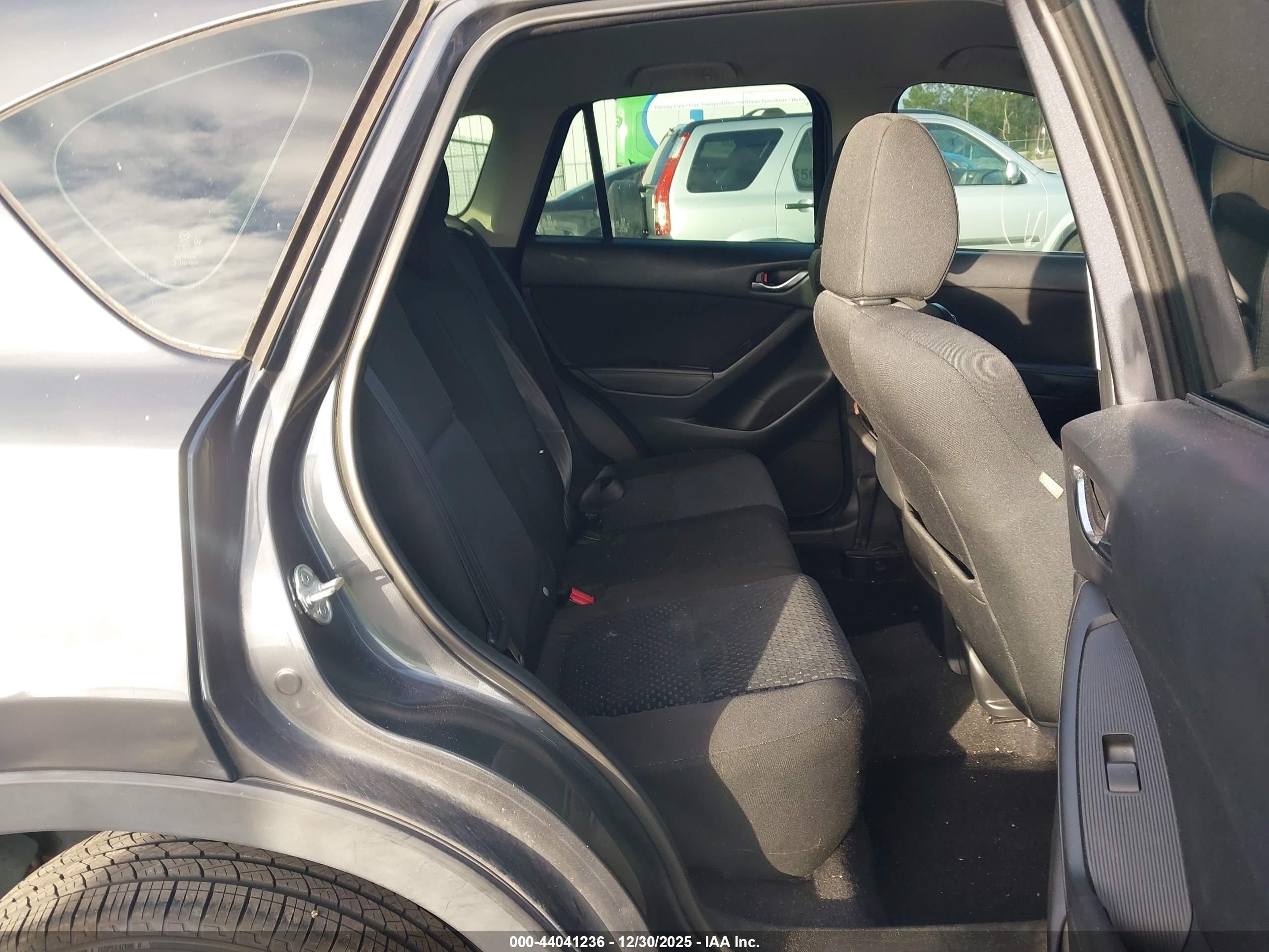 MAZDA CX-5 image 8