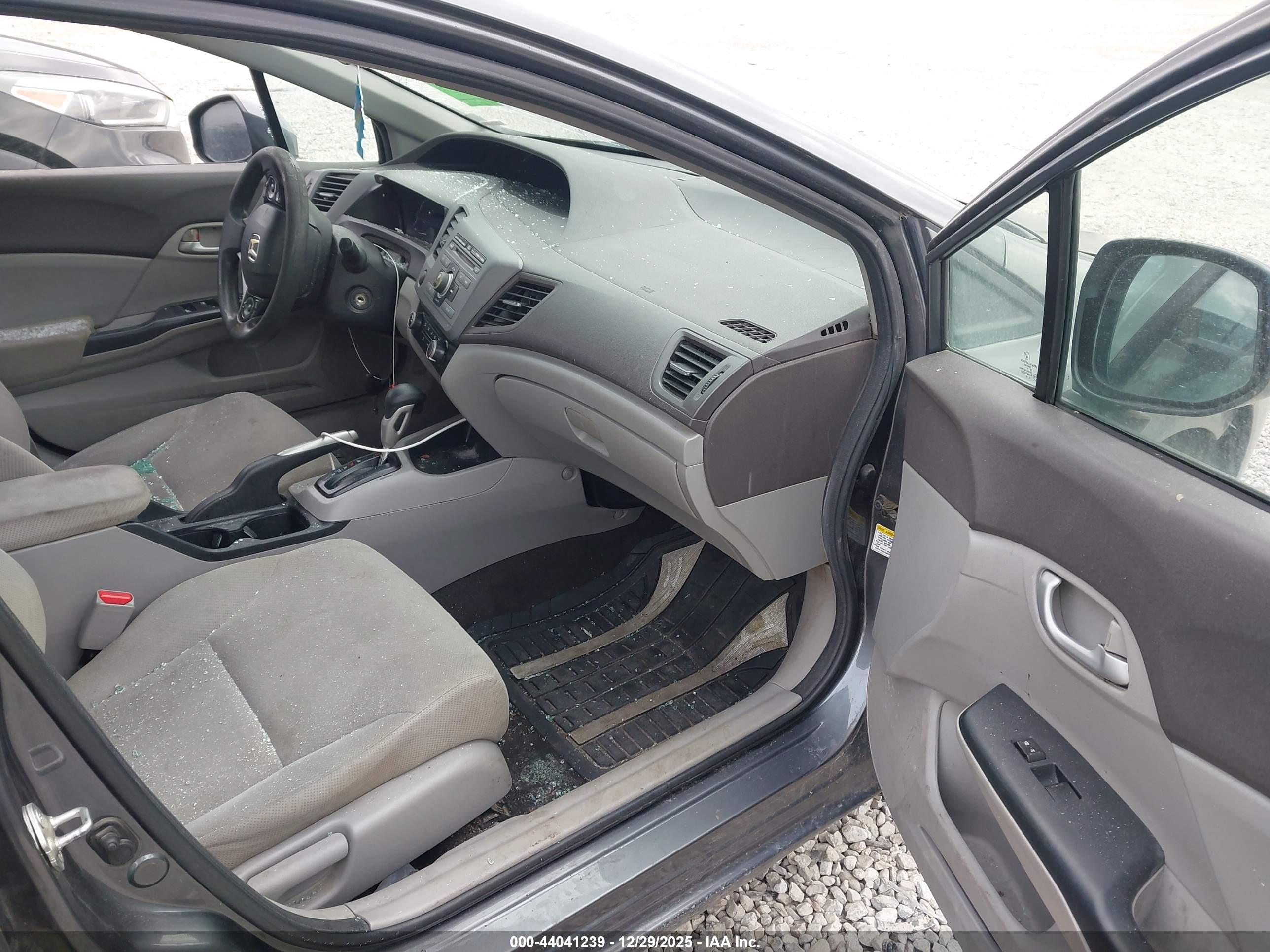 HONDA CIVIC image 5
