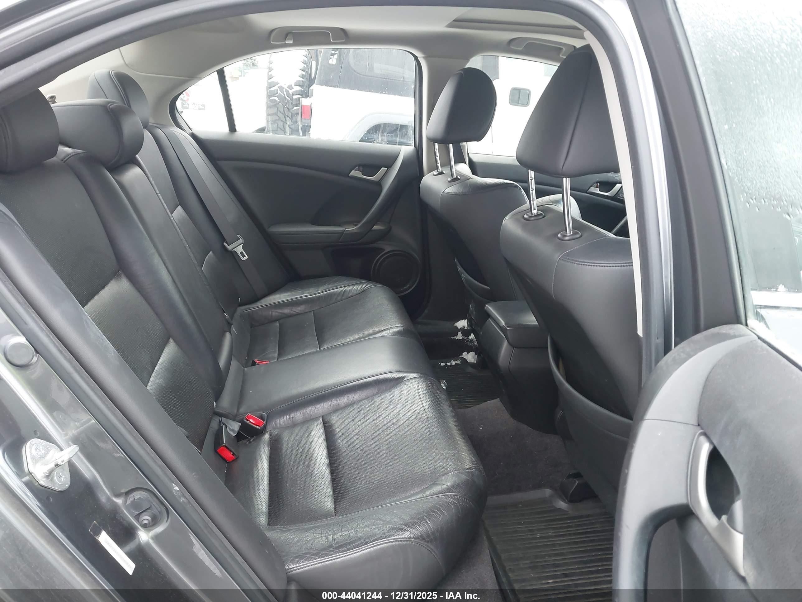 ACURA TSX image 8