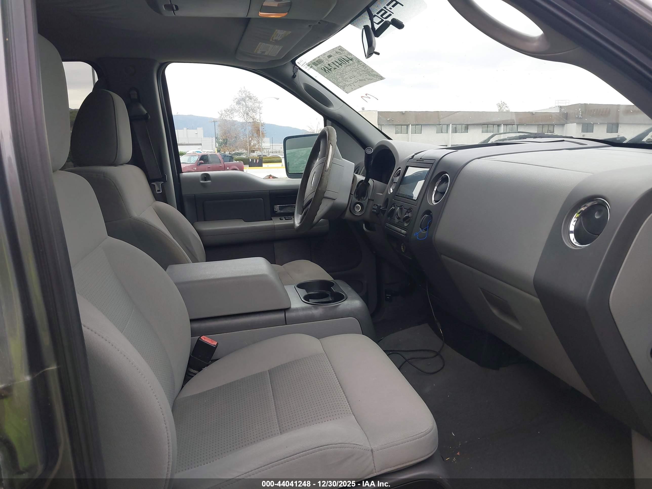 FORD F-150 image 5