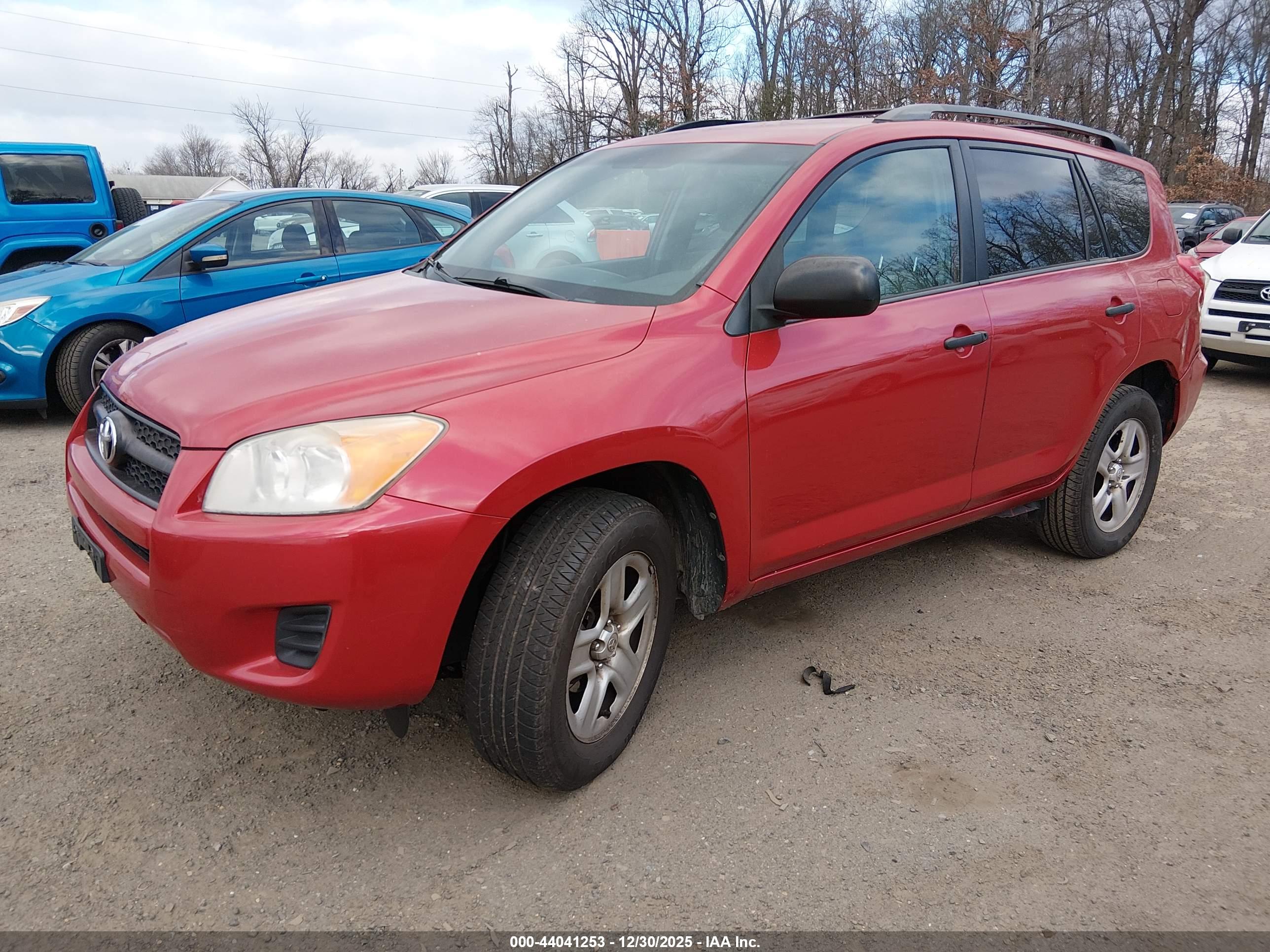 TOYOTA RAV4 image 2