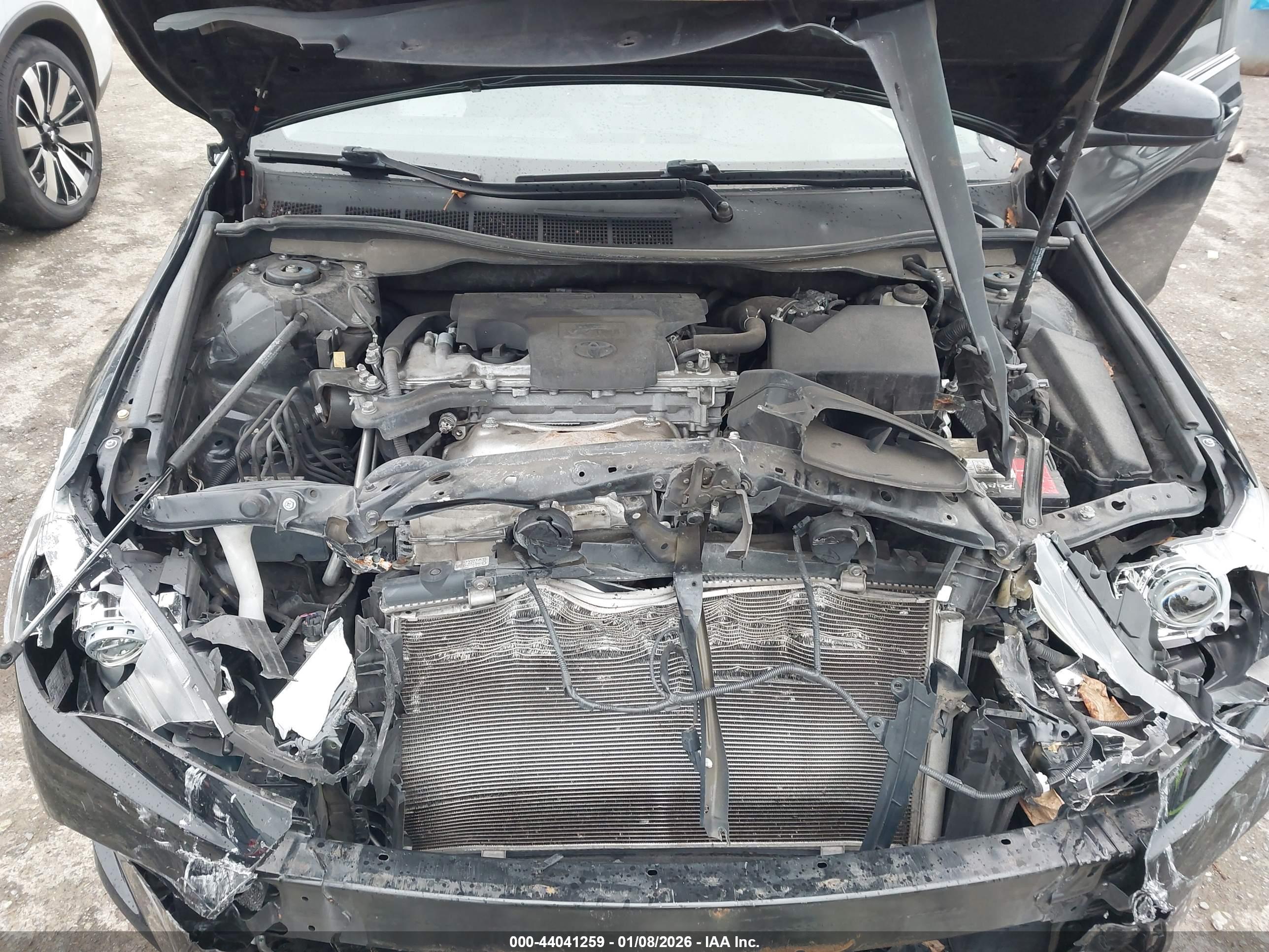 TOYOTA CAMRY image 10