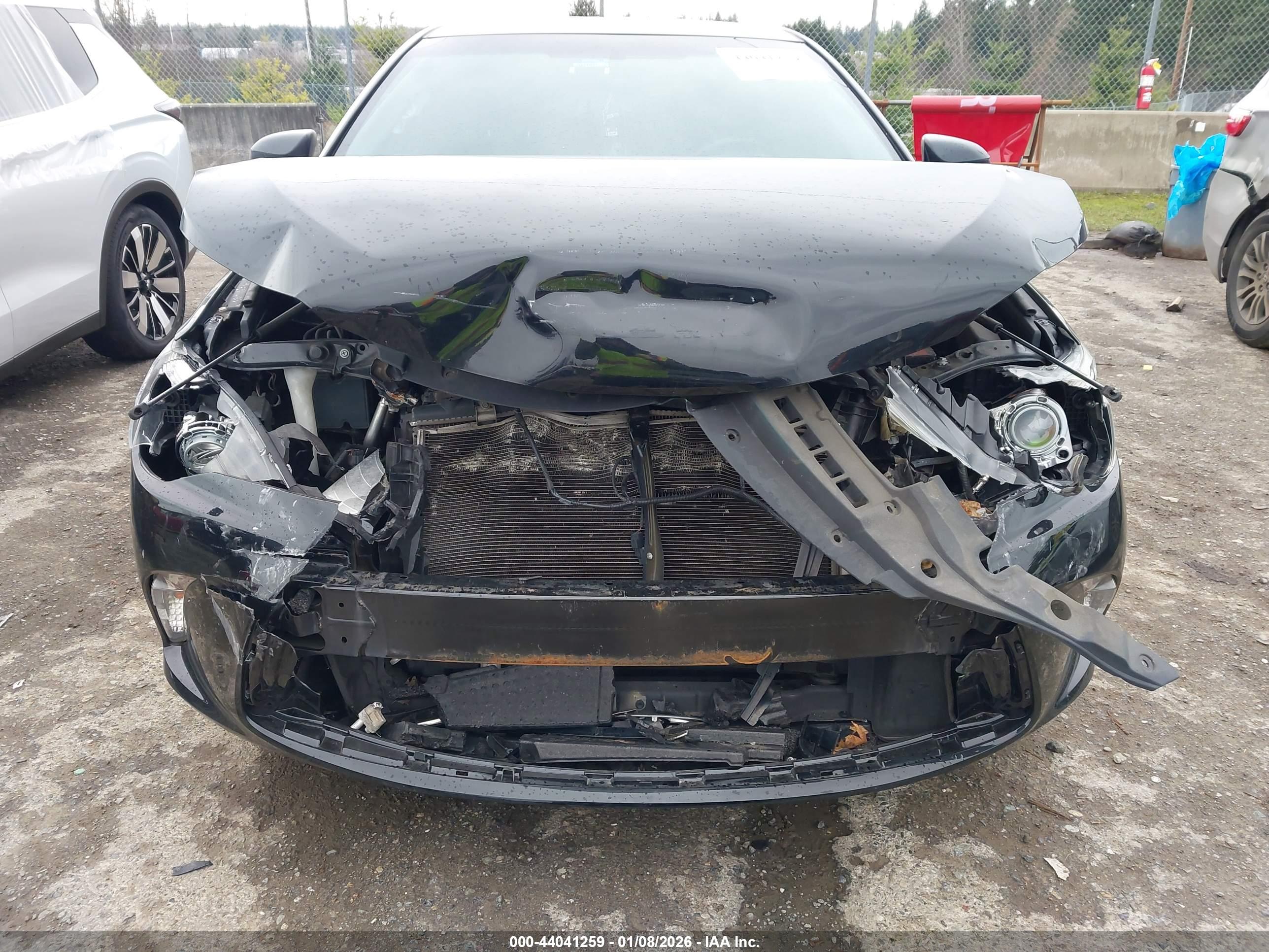 TOYOTA CAMRY image 6