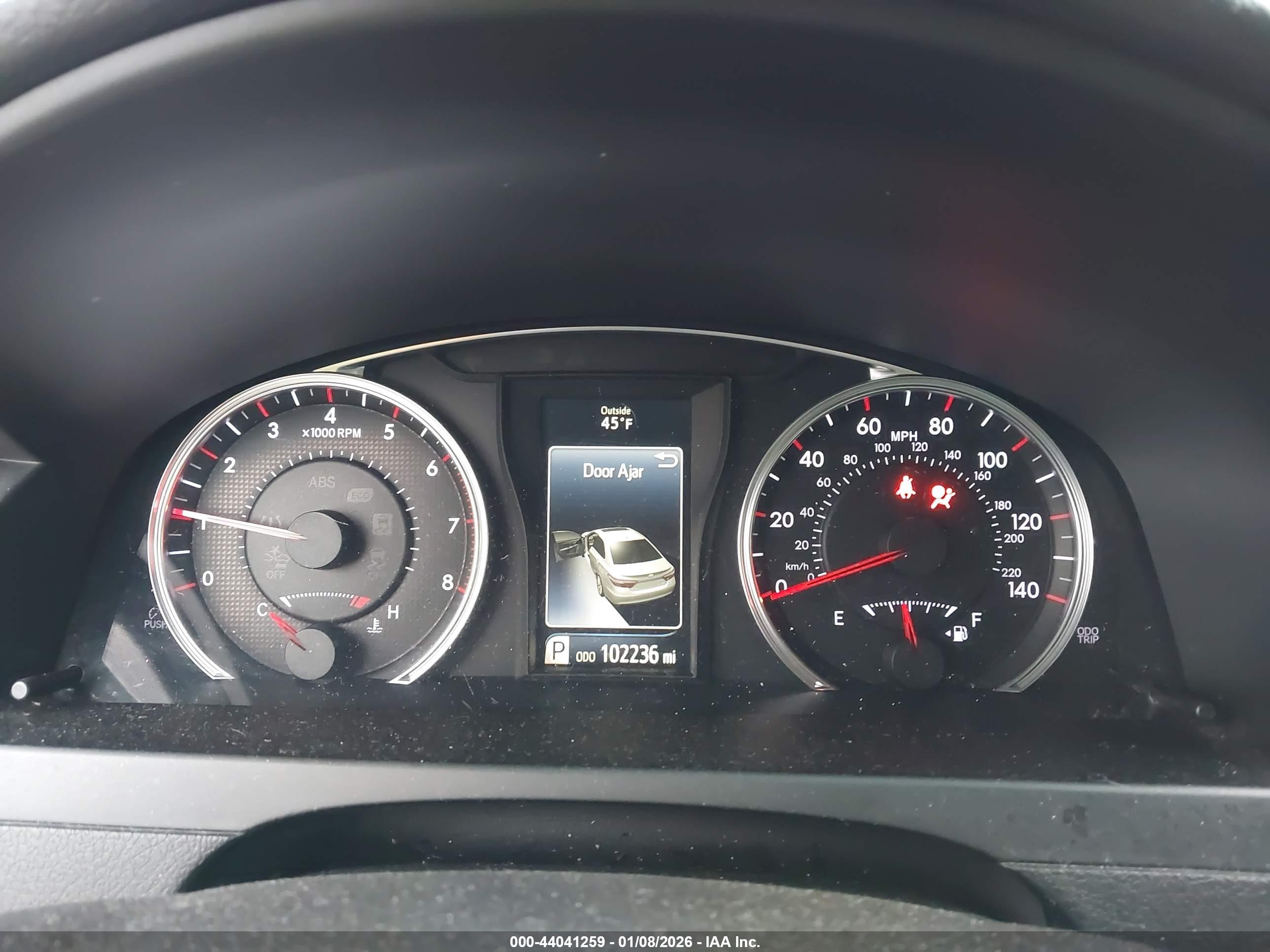 TOYOTA CAMRY image 7
