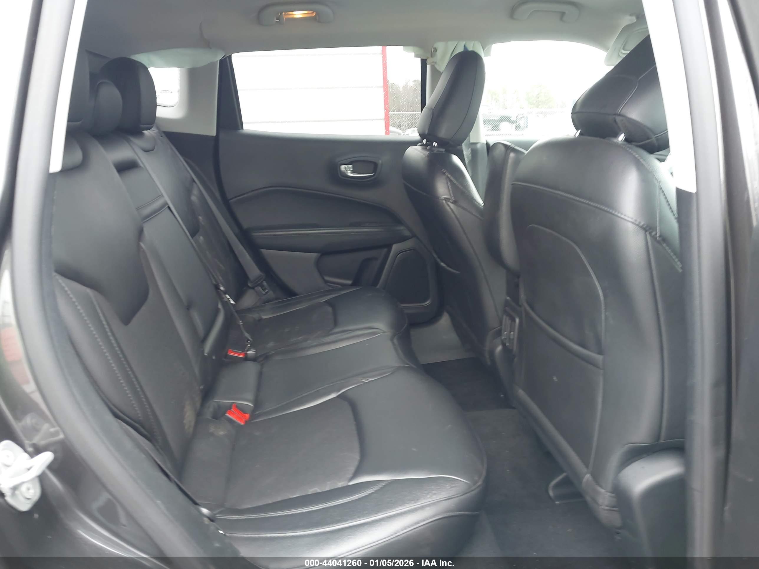 JEEP COMPASS image 8