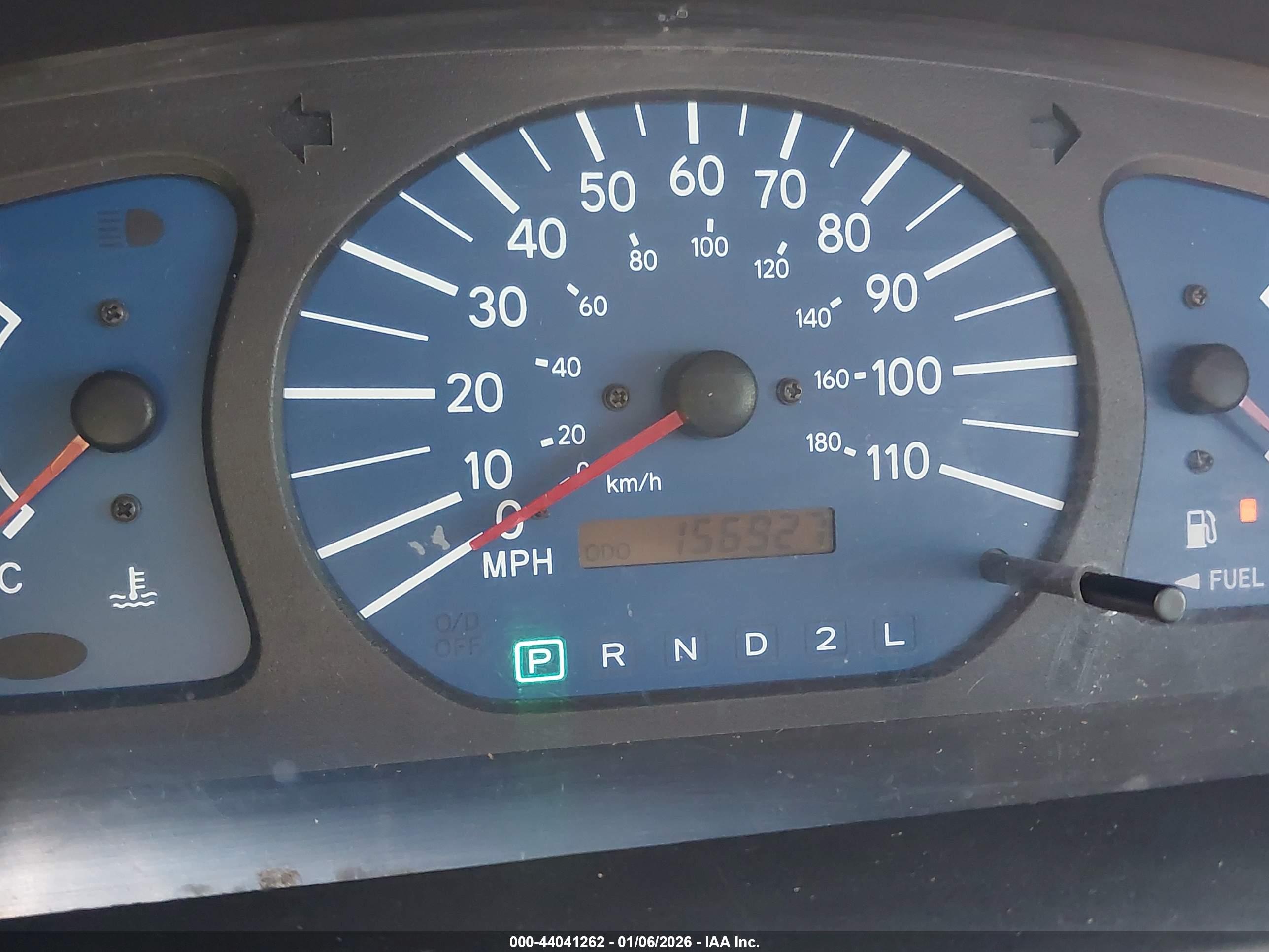 TOYOTA SIENNA image 7