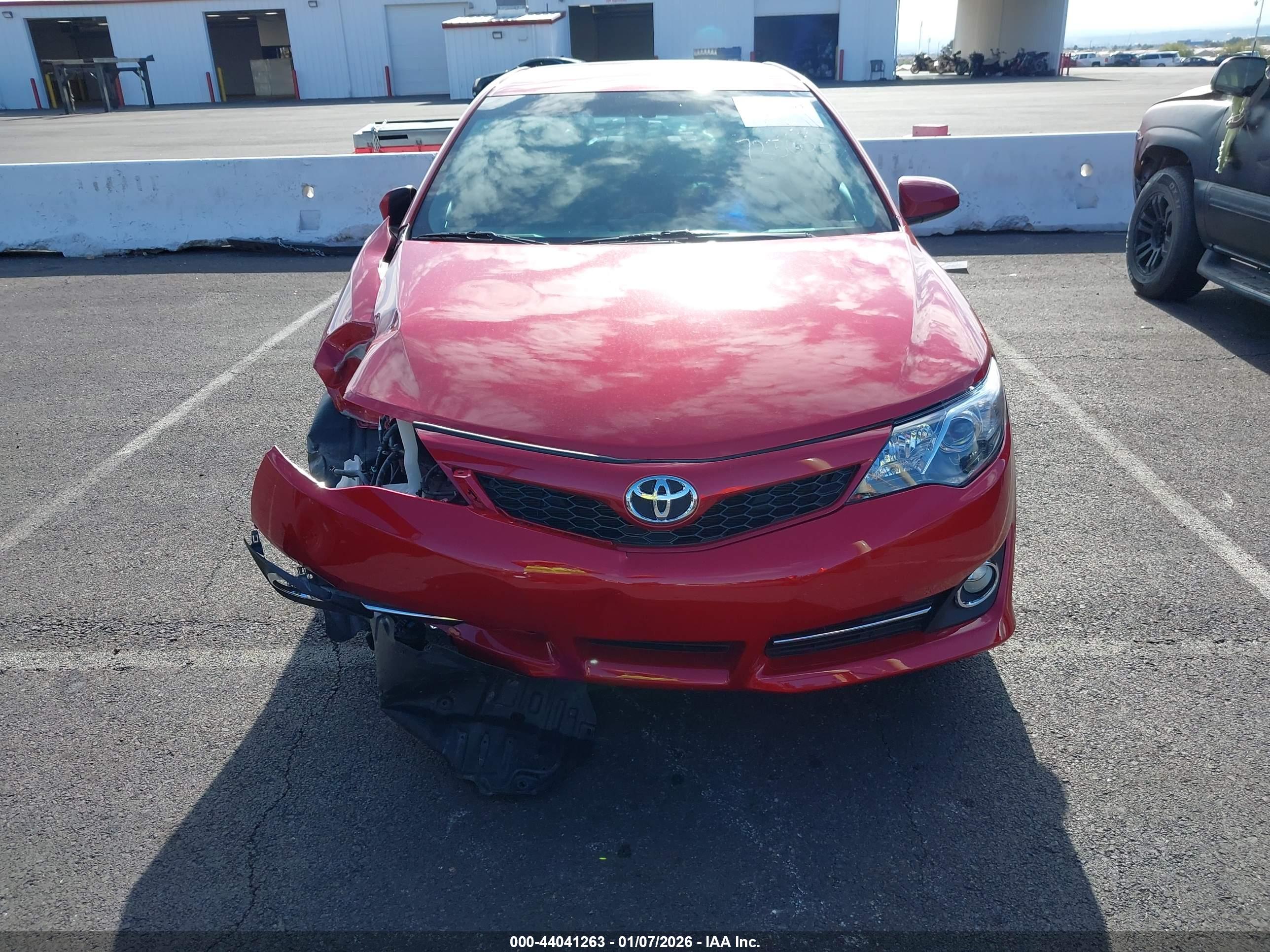 TOYOTA CAMRY image 6