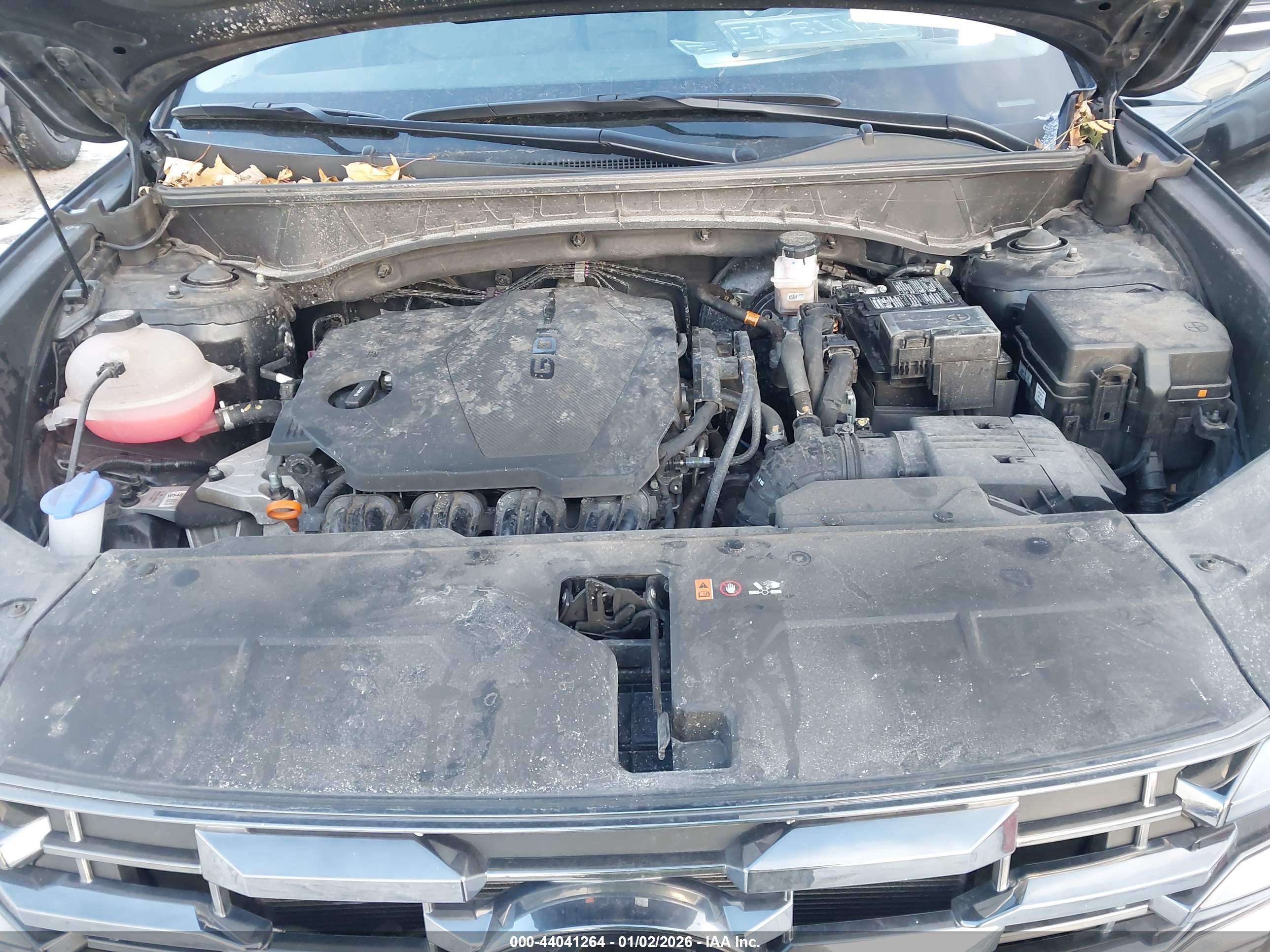 HYUNDAI TUCSON image 10