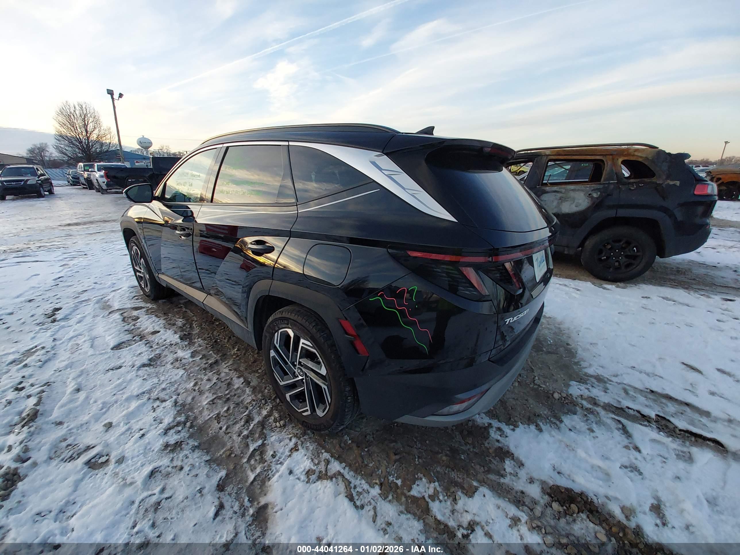 HYUNDAI TUCSON image 3